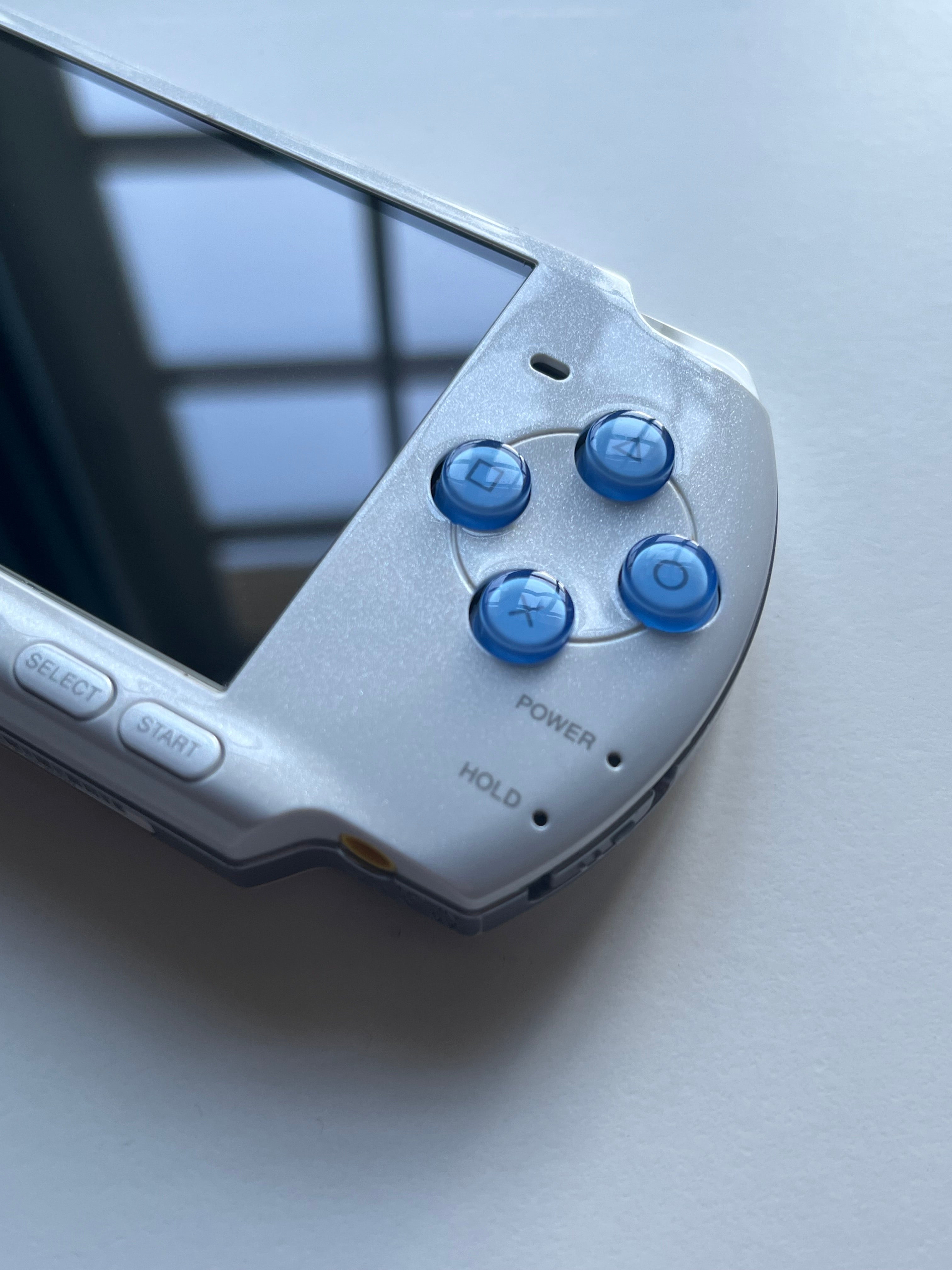 PSP 3000 - Pearl White