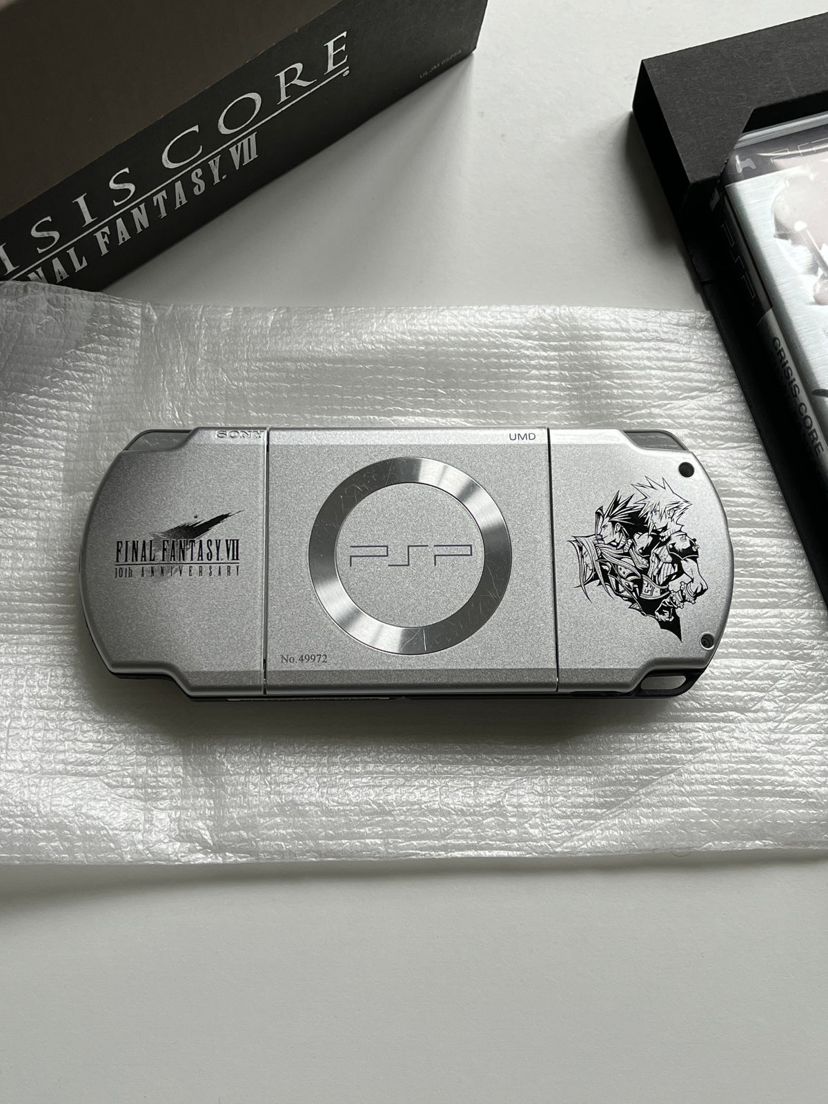 PSP 2000 Final Fantasy VII - Rare Limited Edition