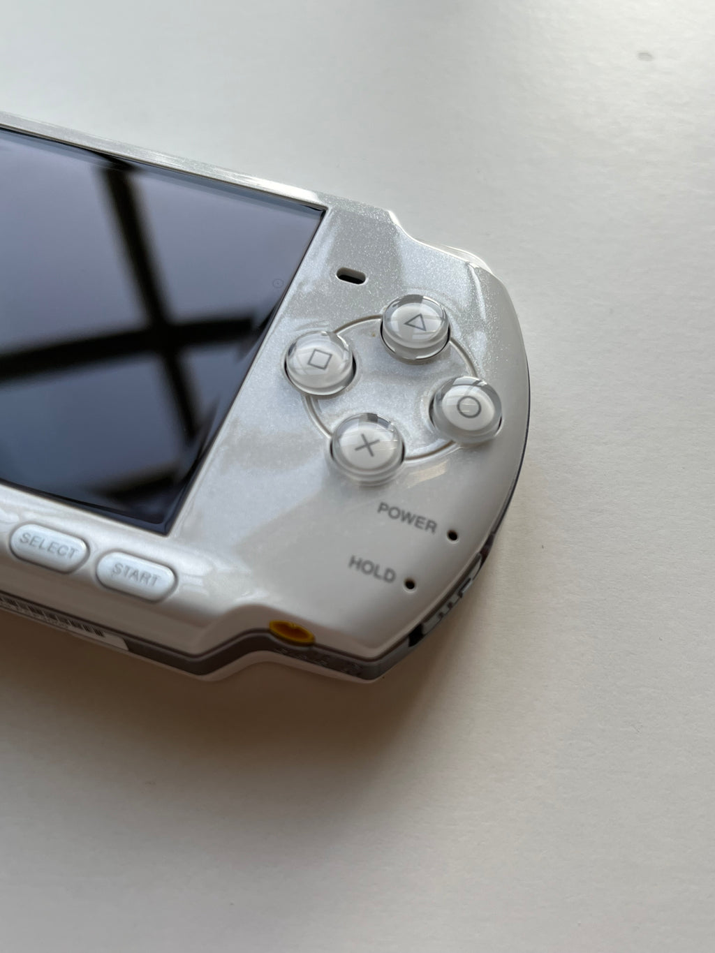 PSP 3000 - Pearl White