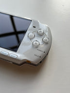 PSP 3000 - Pearl White
