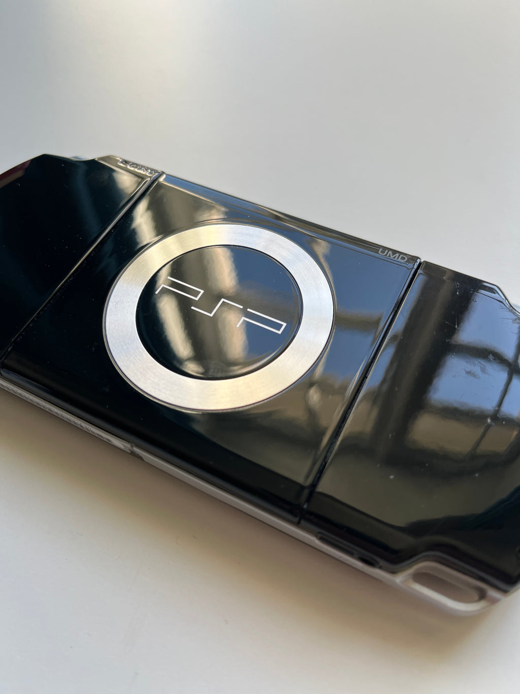 PSP 2000 Piano Black
