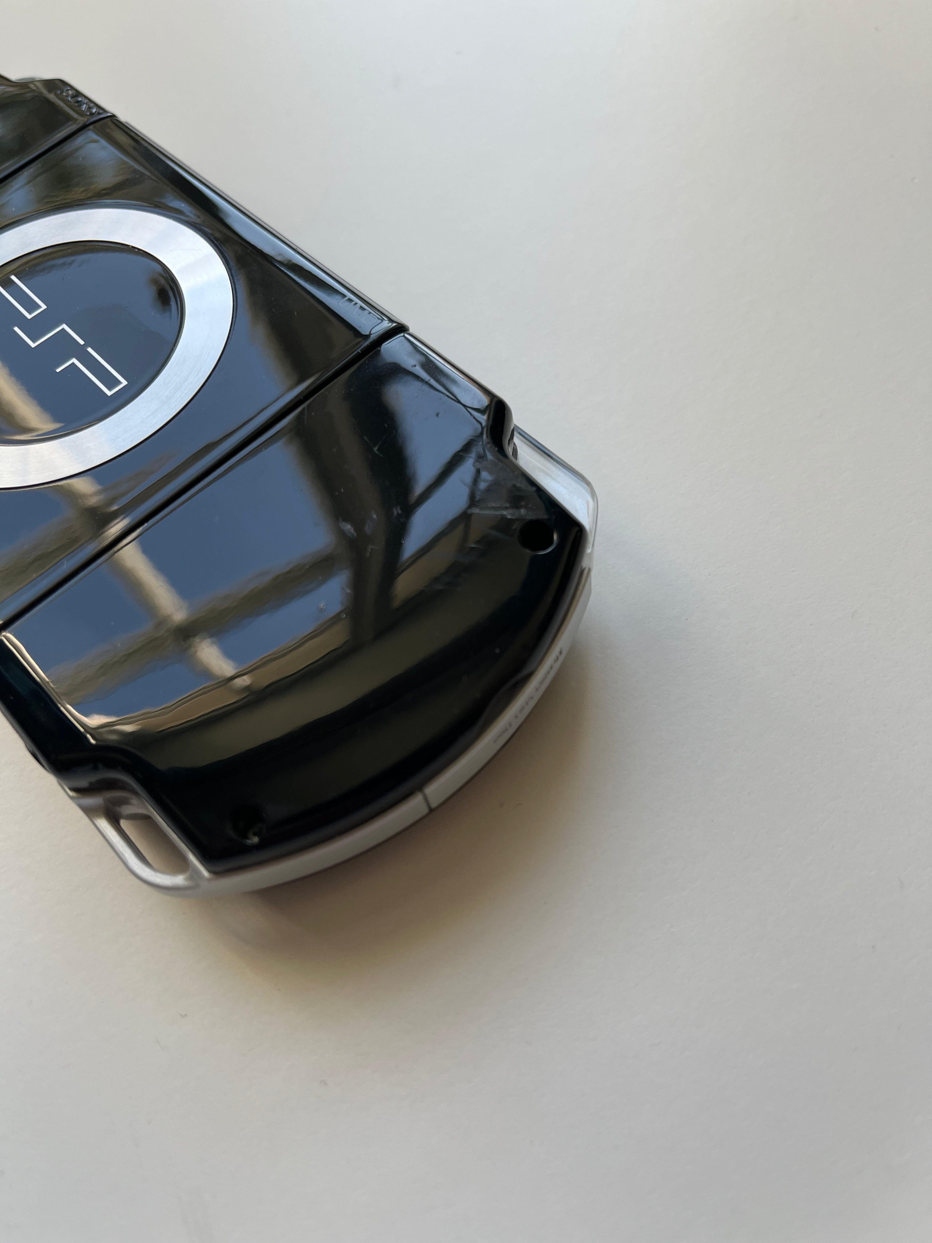 PSP 2000 Piano Black