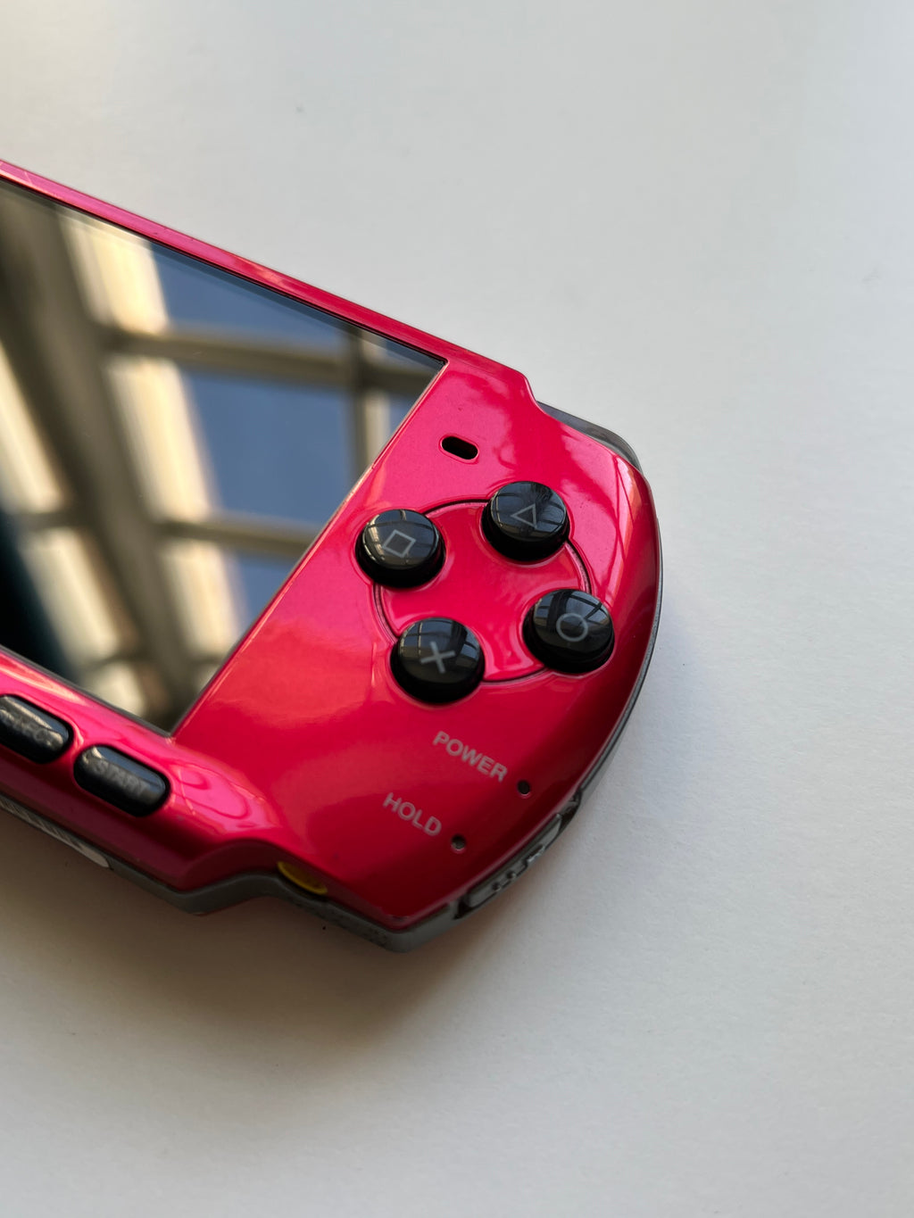 PSP 3000 Radiant Red/Black