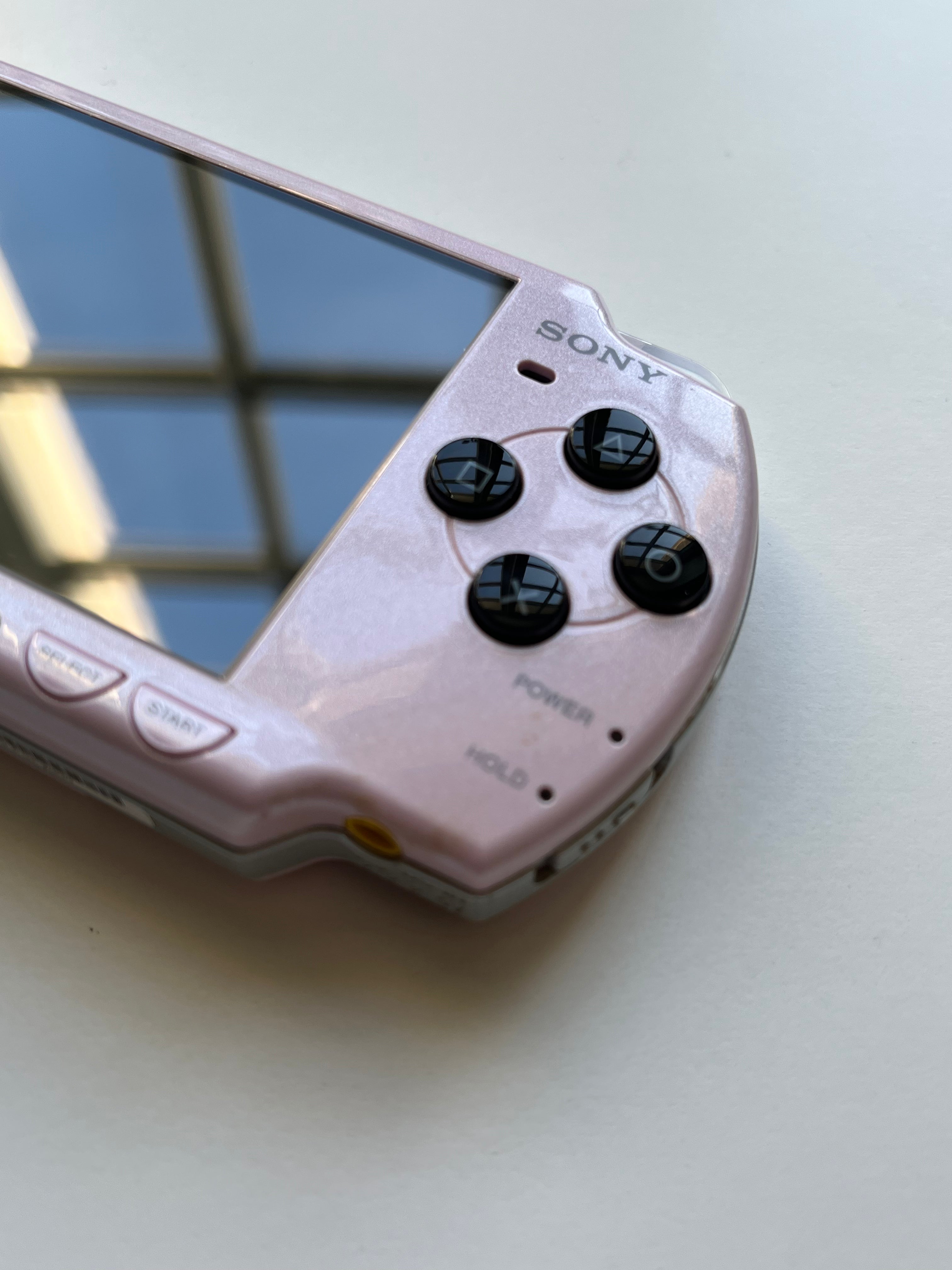 PSP 2000 Blossom Pink