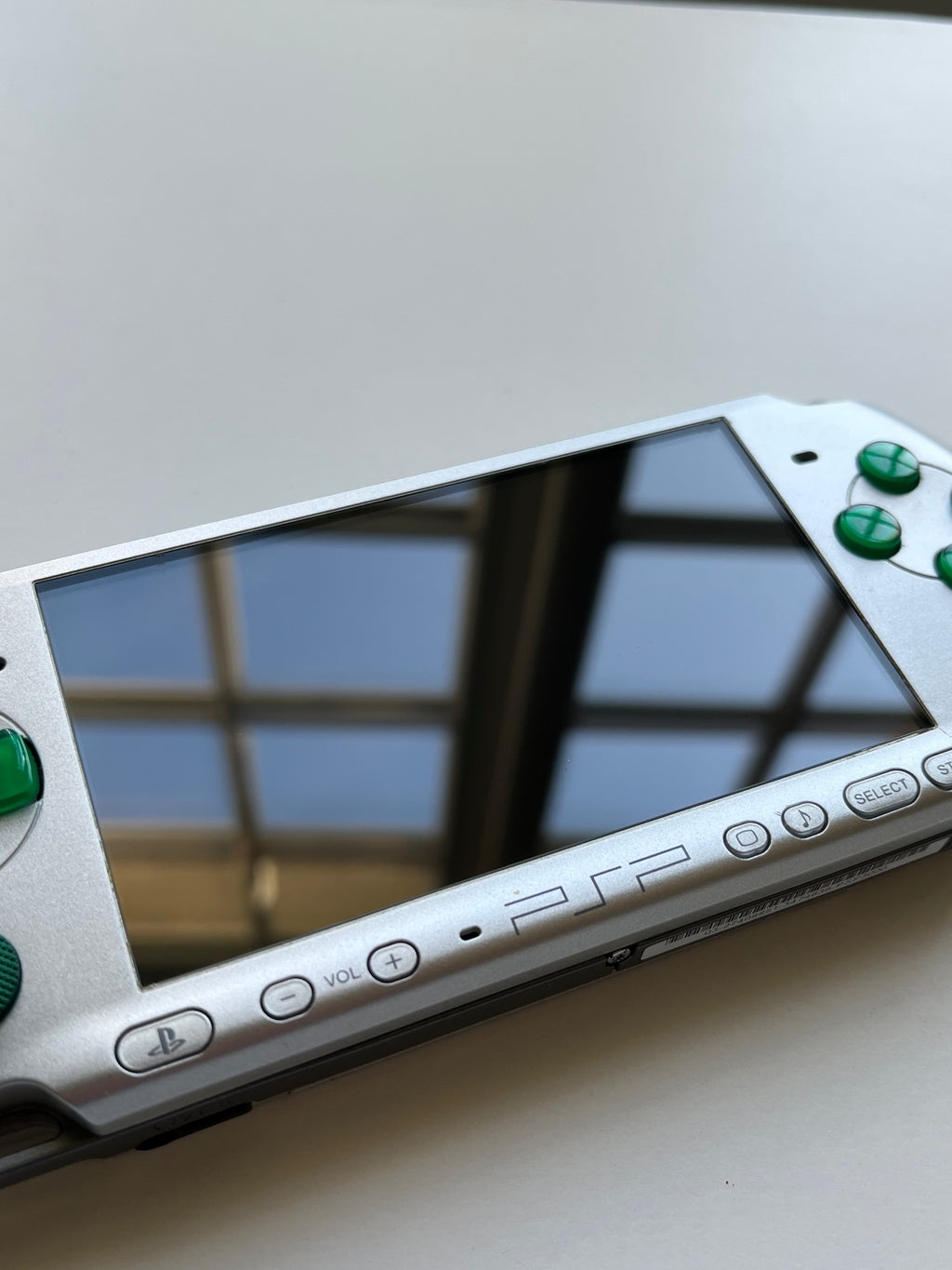 PSP 3000 Mystic Silver/Green