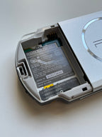 PSP 3000 Mystic Silver/Green