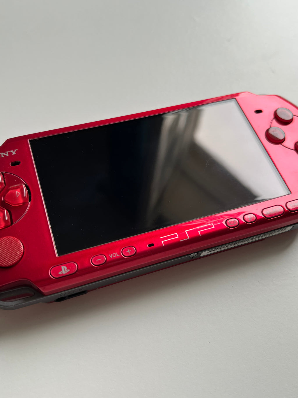 PSP 3000 Rouge Vibrant