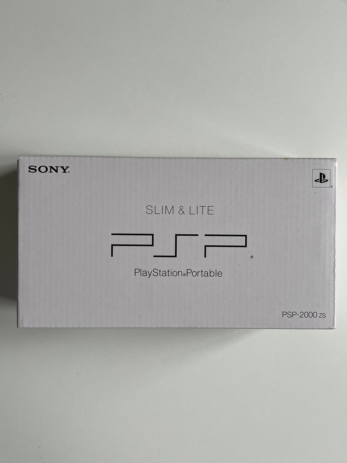PSP 2000 Final Fantasy VII - Rare Limited Edition
