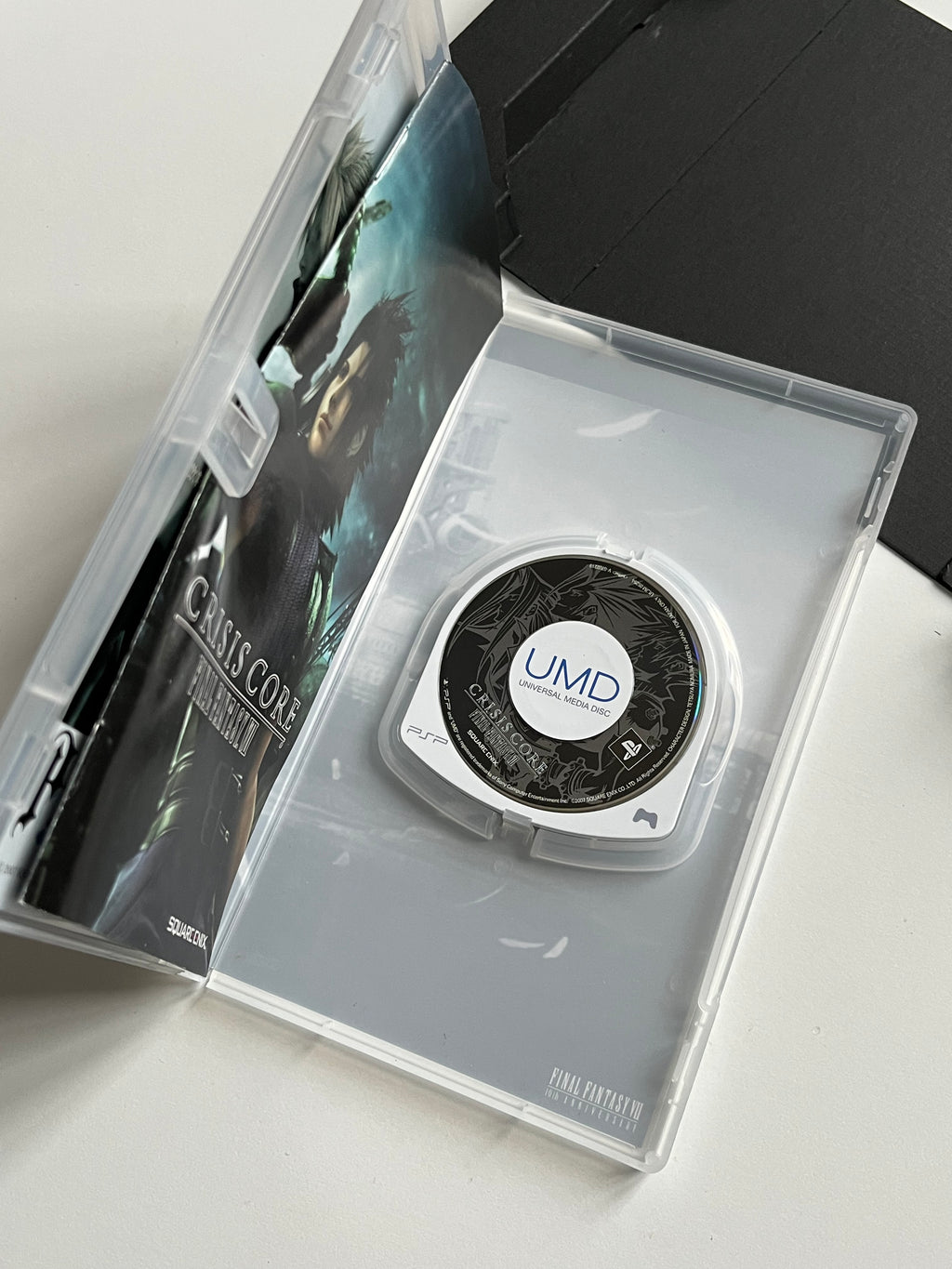 PSP 2000 Final Fantasy VII - Rare Limited Edition