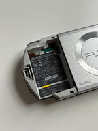 PSP 2000 Final Fantasy VII - Rare Limited Edition