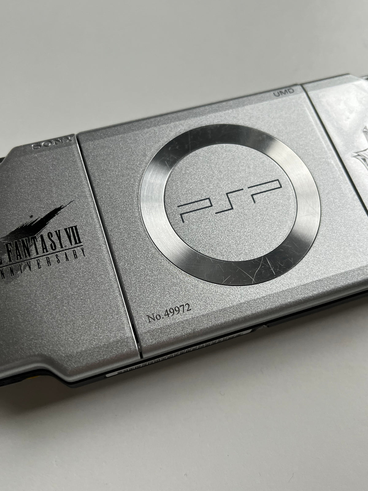 PSP 2000 Final Fantasy VII - Rare Limited Edition