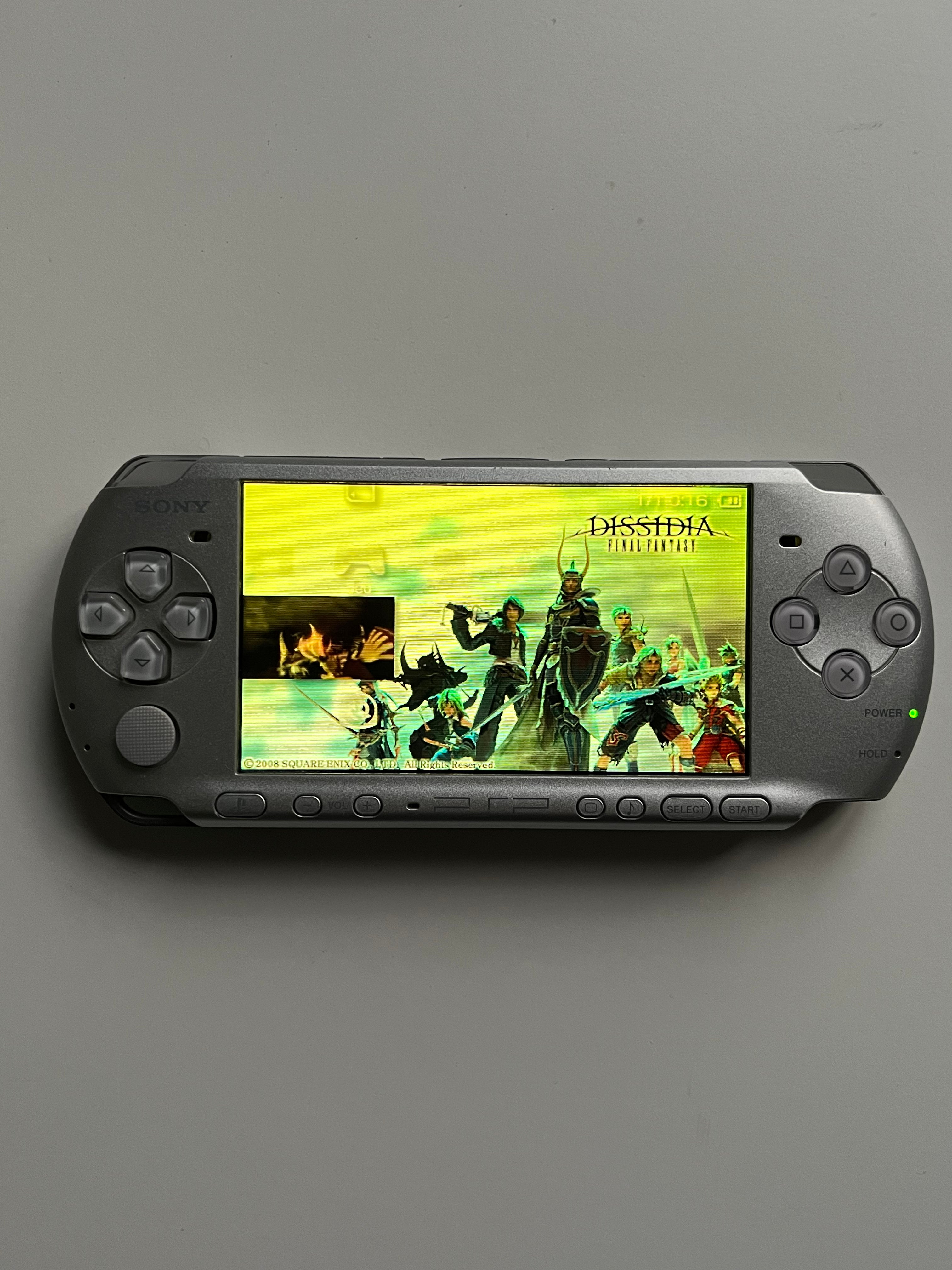 PSP 3000 Mystic Silver