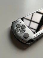PSP 3000 Mystic Silver