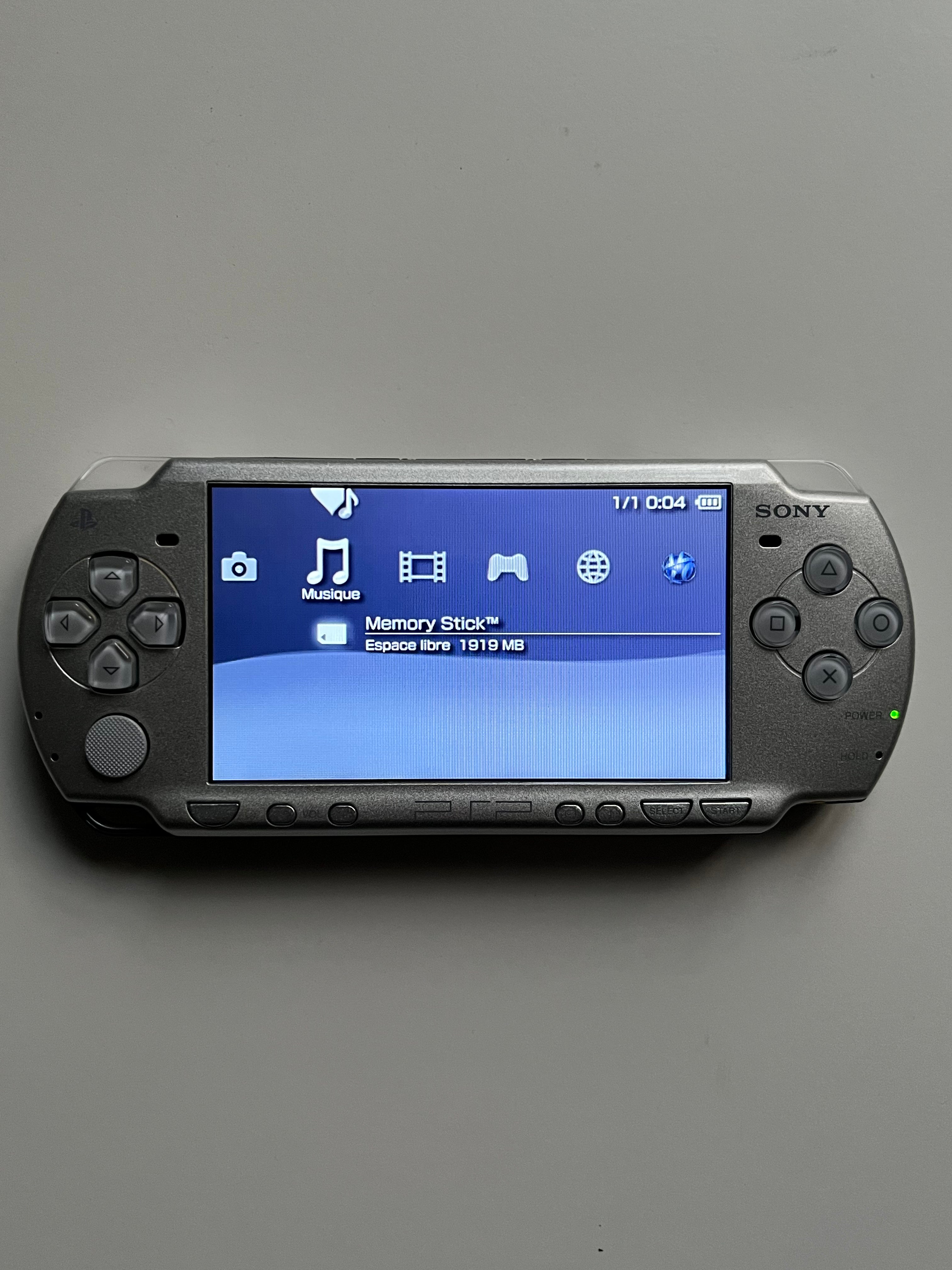 PSP 2000 Silver