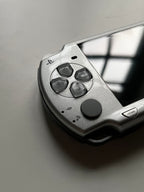 PSP 2000 Silver