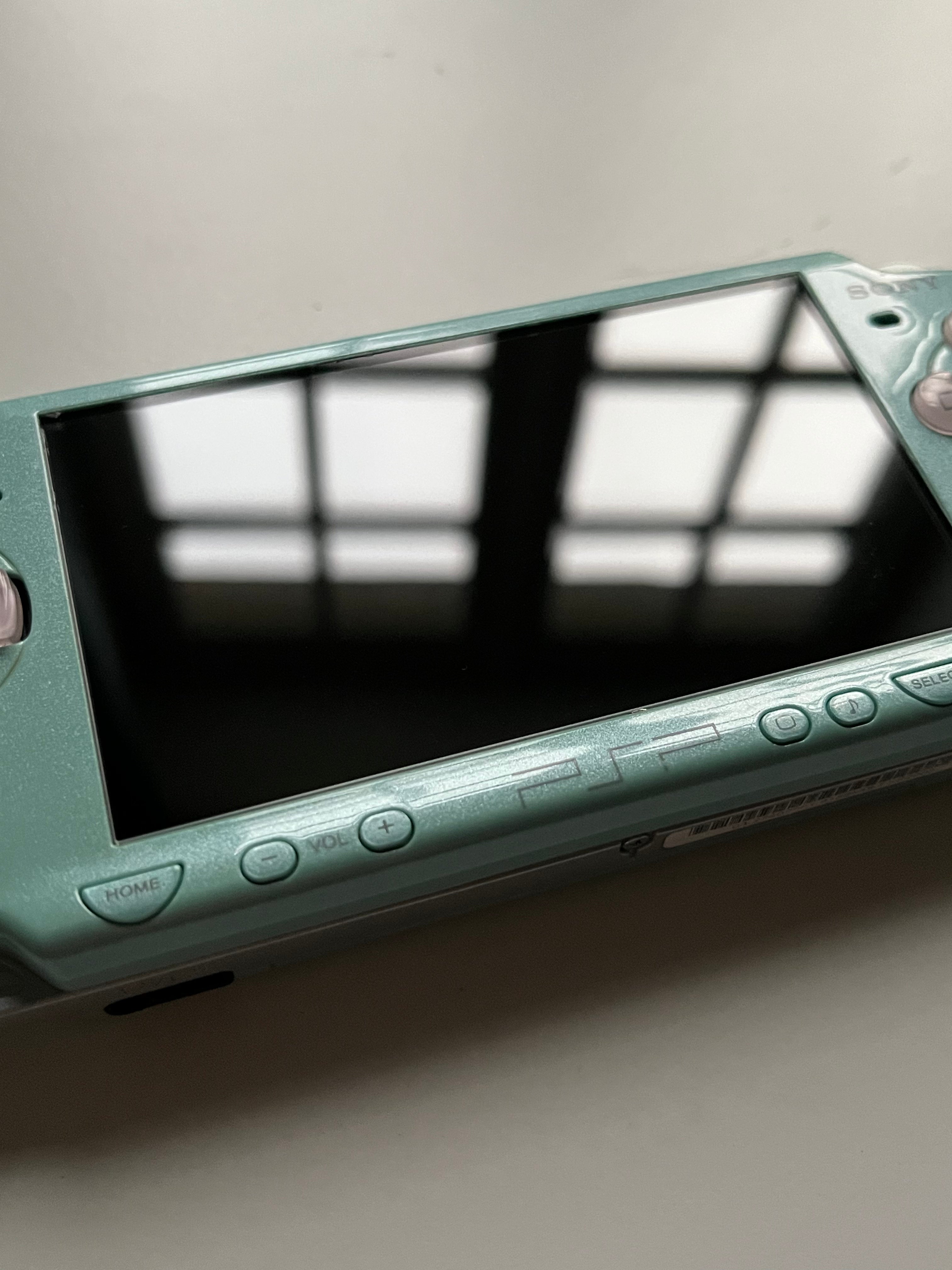 PSP 2000 Vert Menthe / Rose