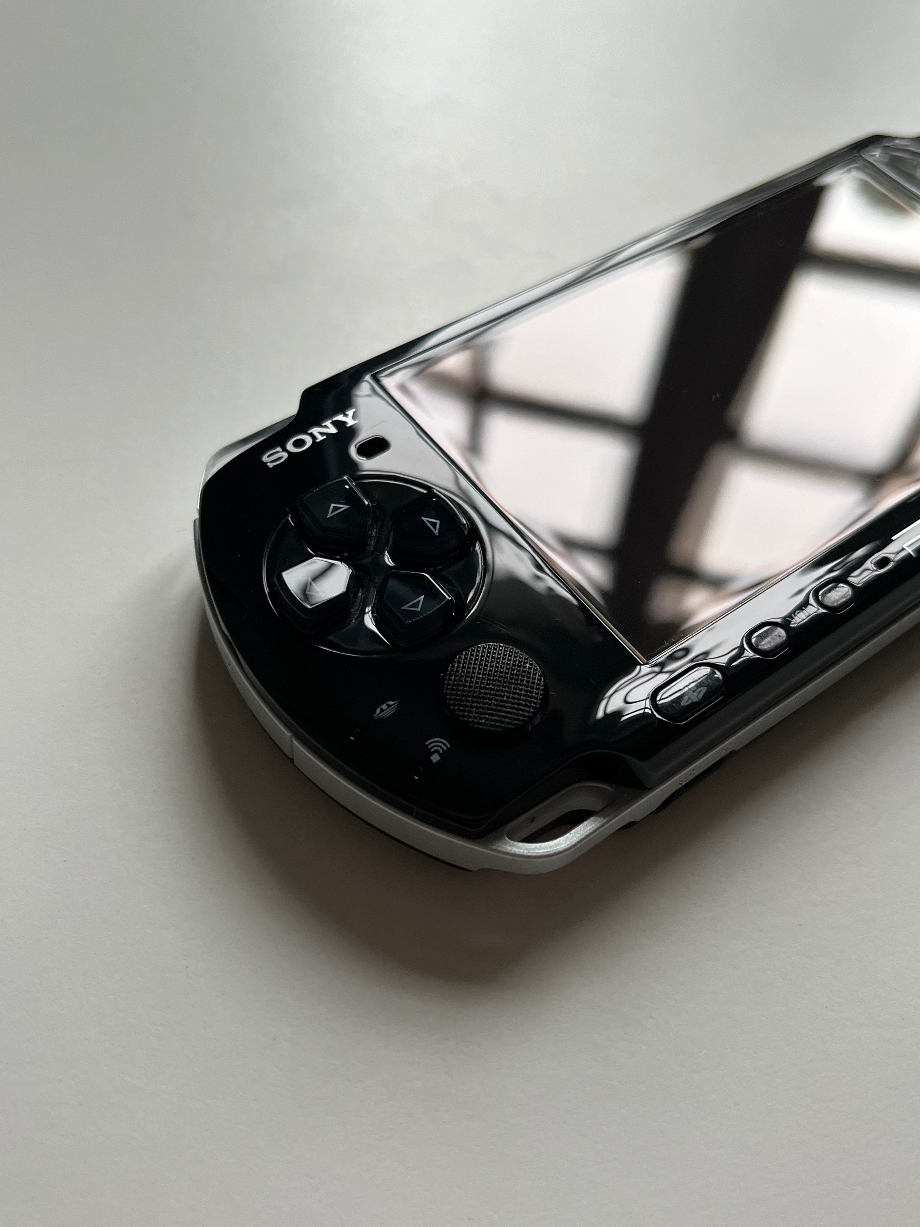 PSP 3000 Piano Black