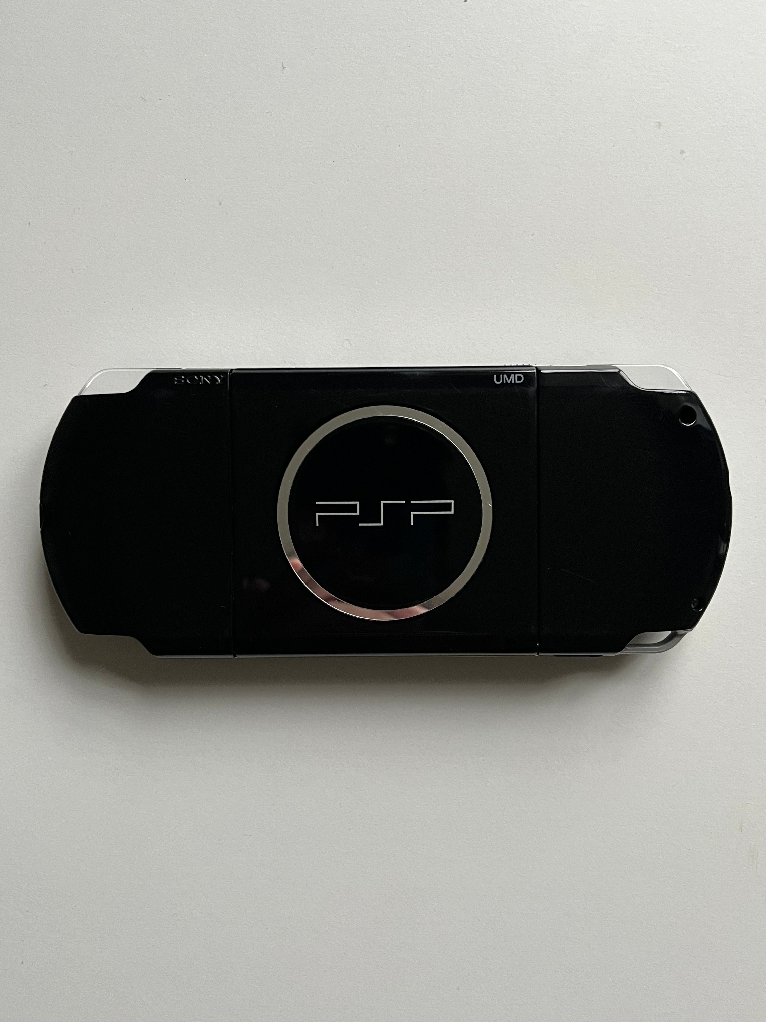 PSP 3000 Piano Black