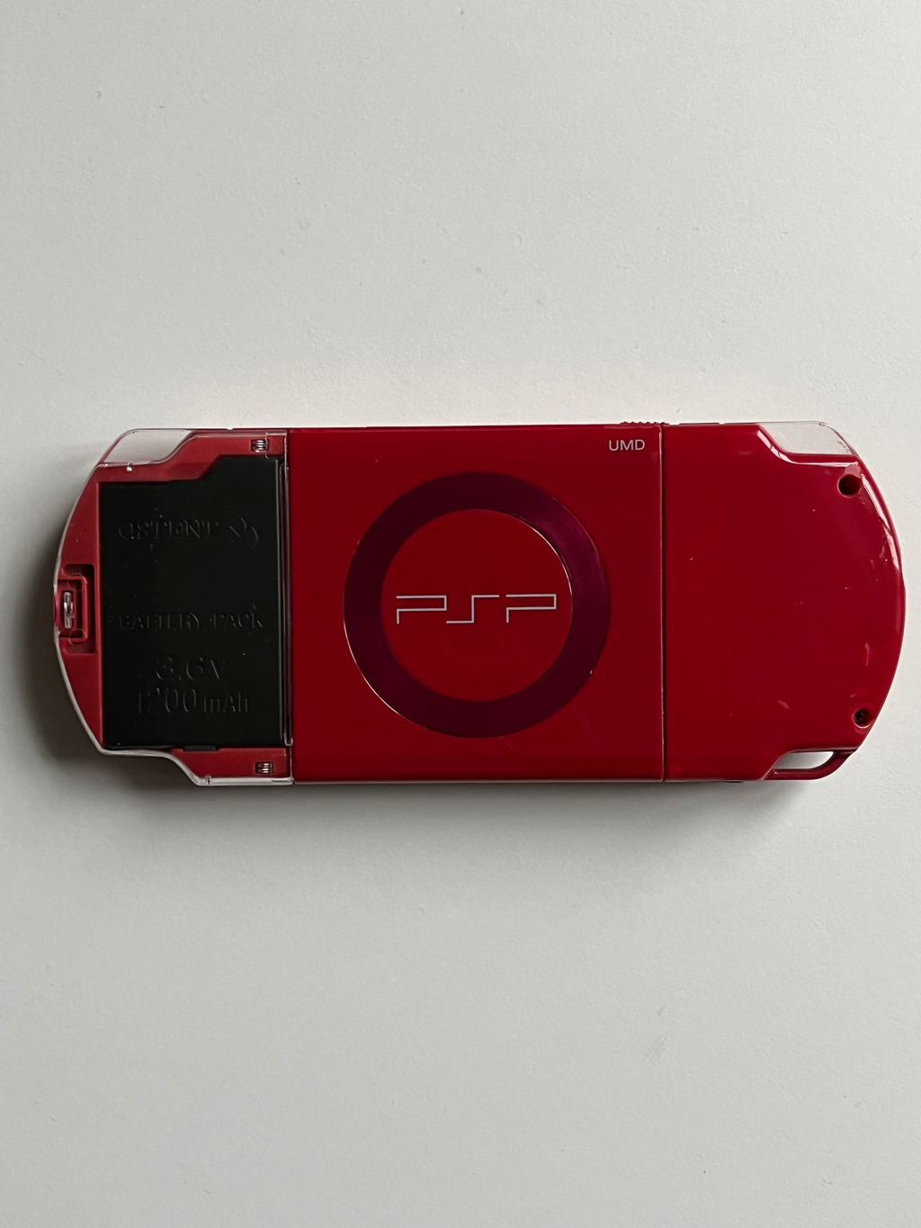 PSP 2000 Rouge