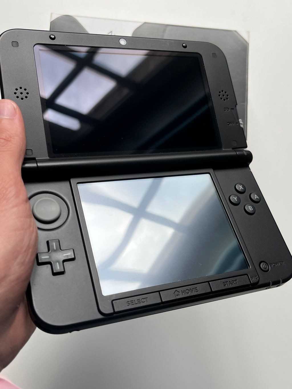 Black Nintendo 3DS XL