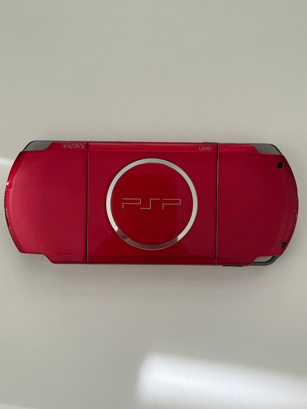 PSP 3000 Radiant Red