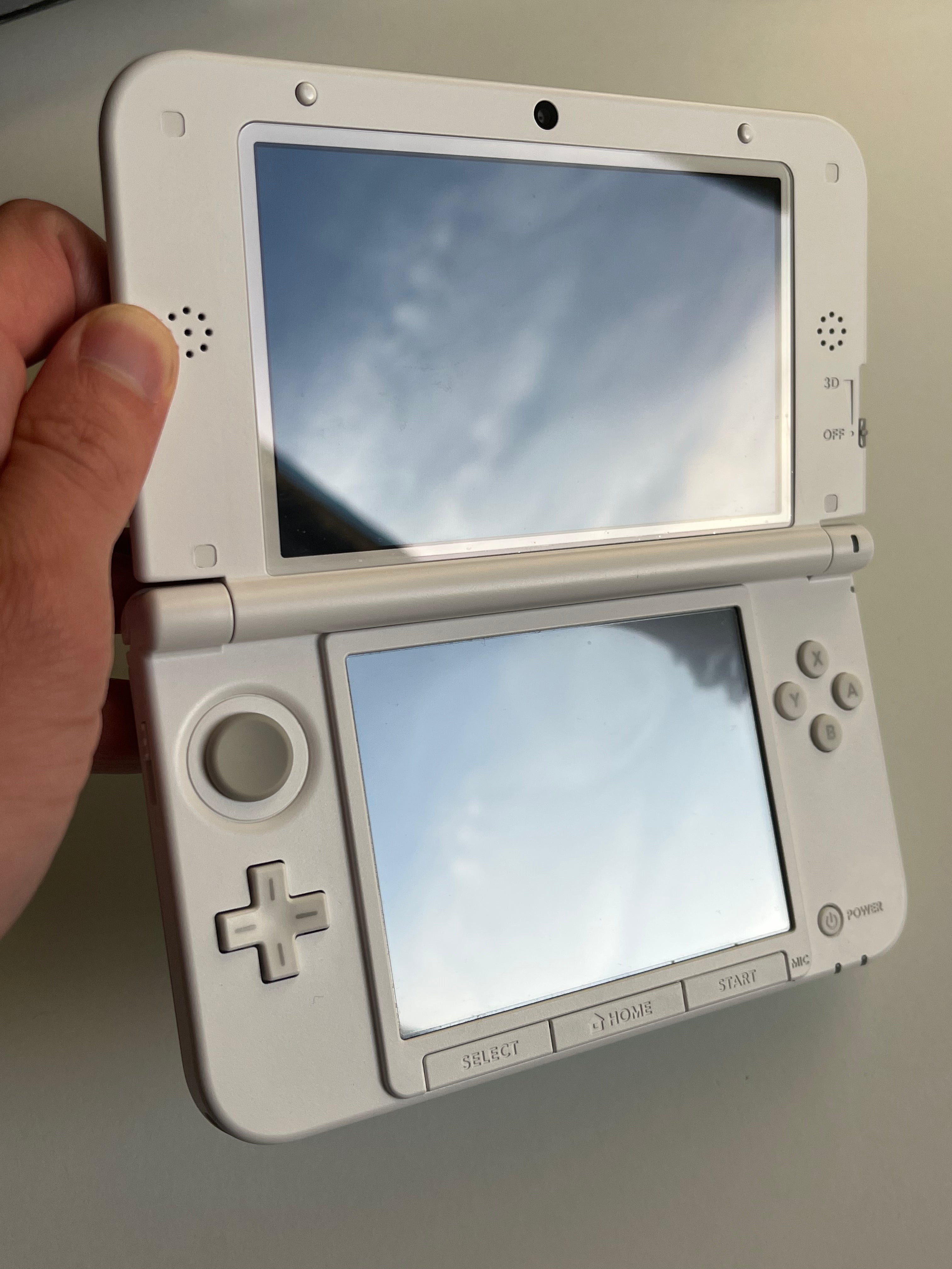 Mint Green and White Nintendo 3DS LL (XL)