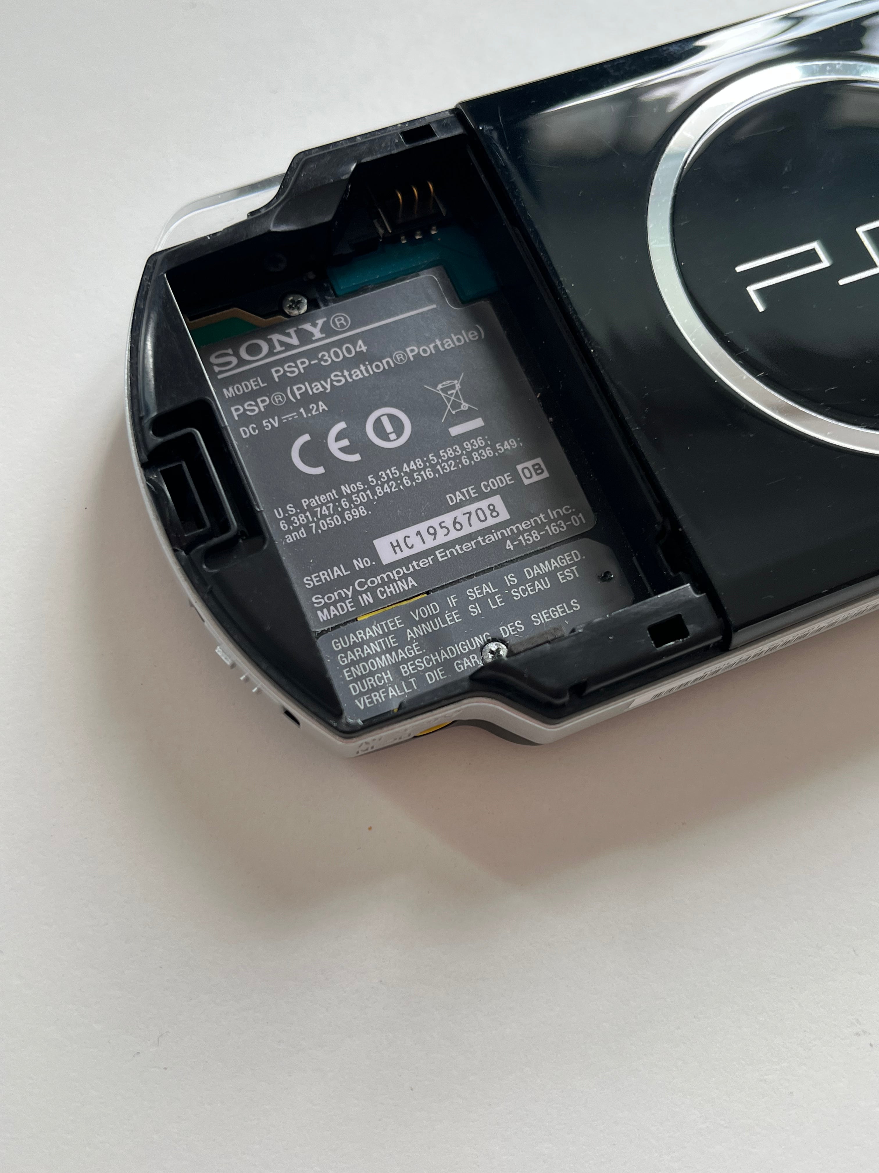 PSP 3000 Piano Black