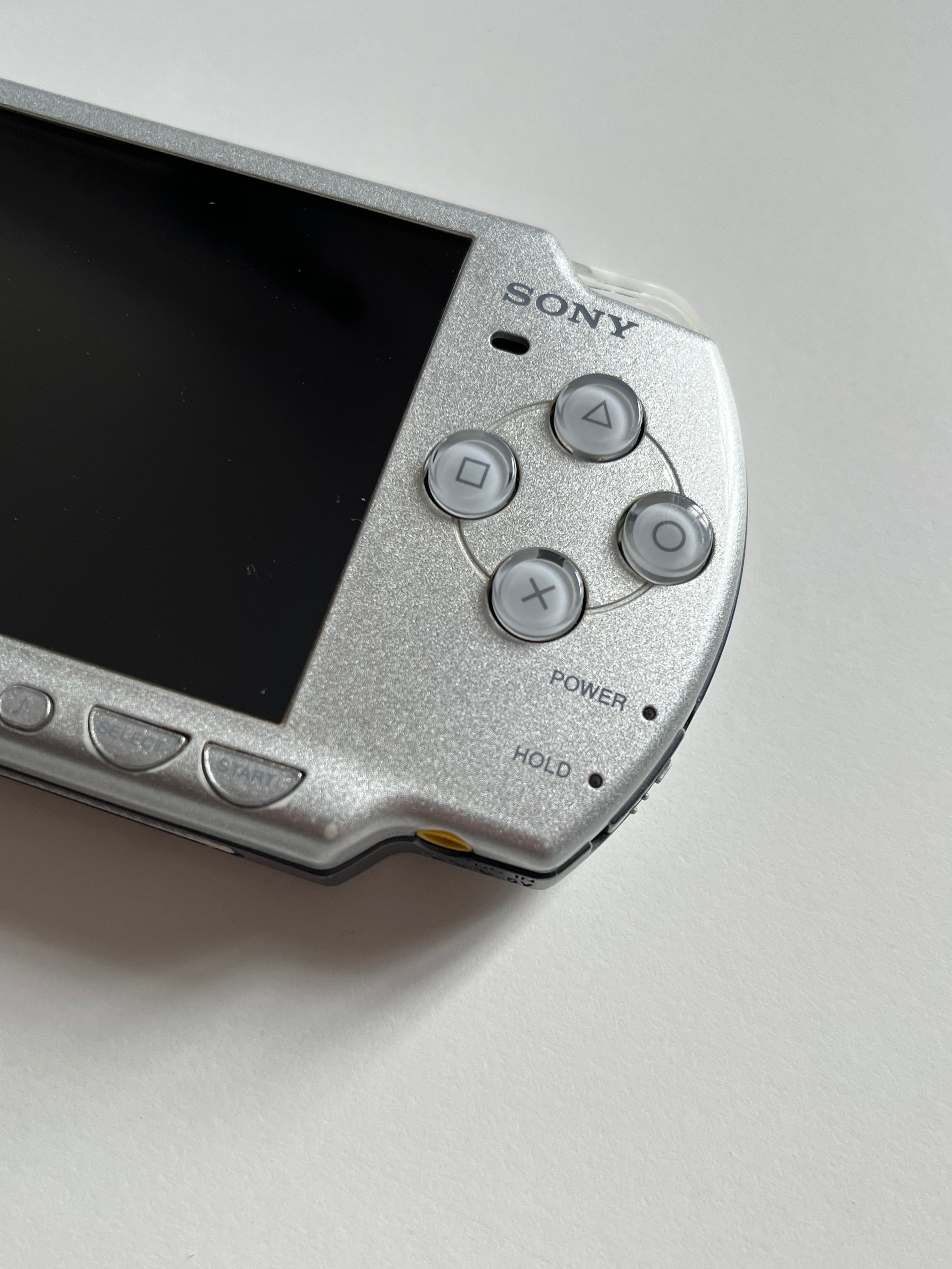 PSP 2000 Silver