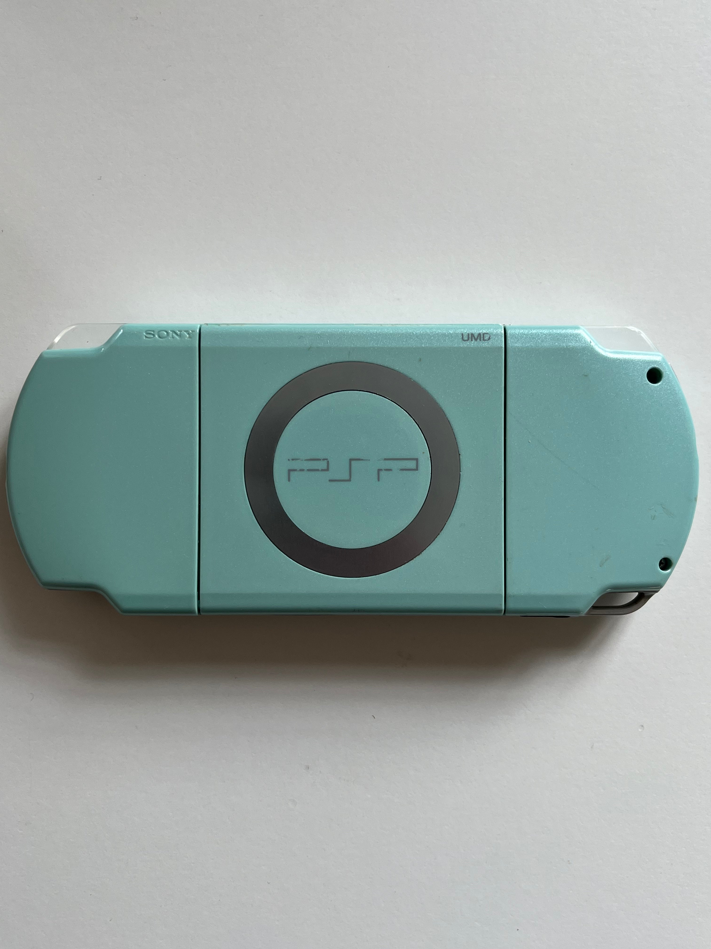 PSP 2000 Mint Green