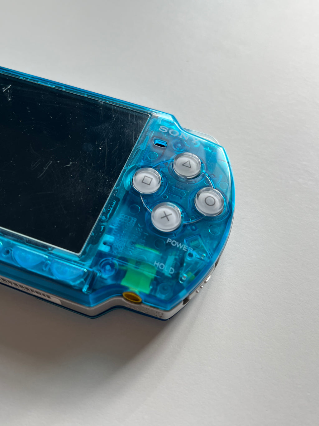 PSP 2000 Transparent Blue