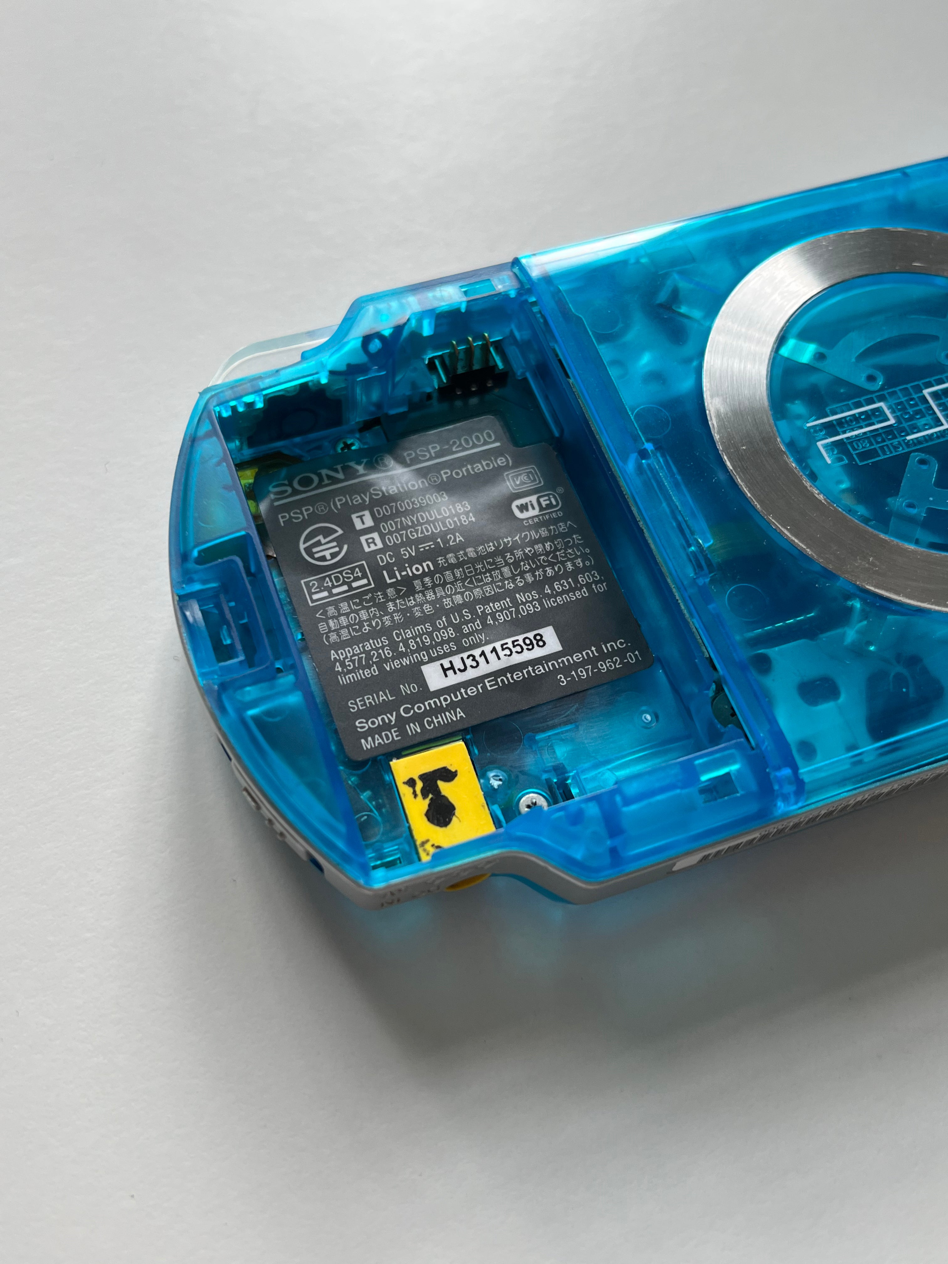PSP 2000 Transparent Blue