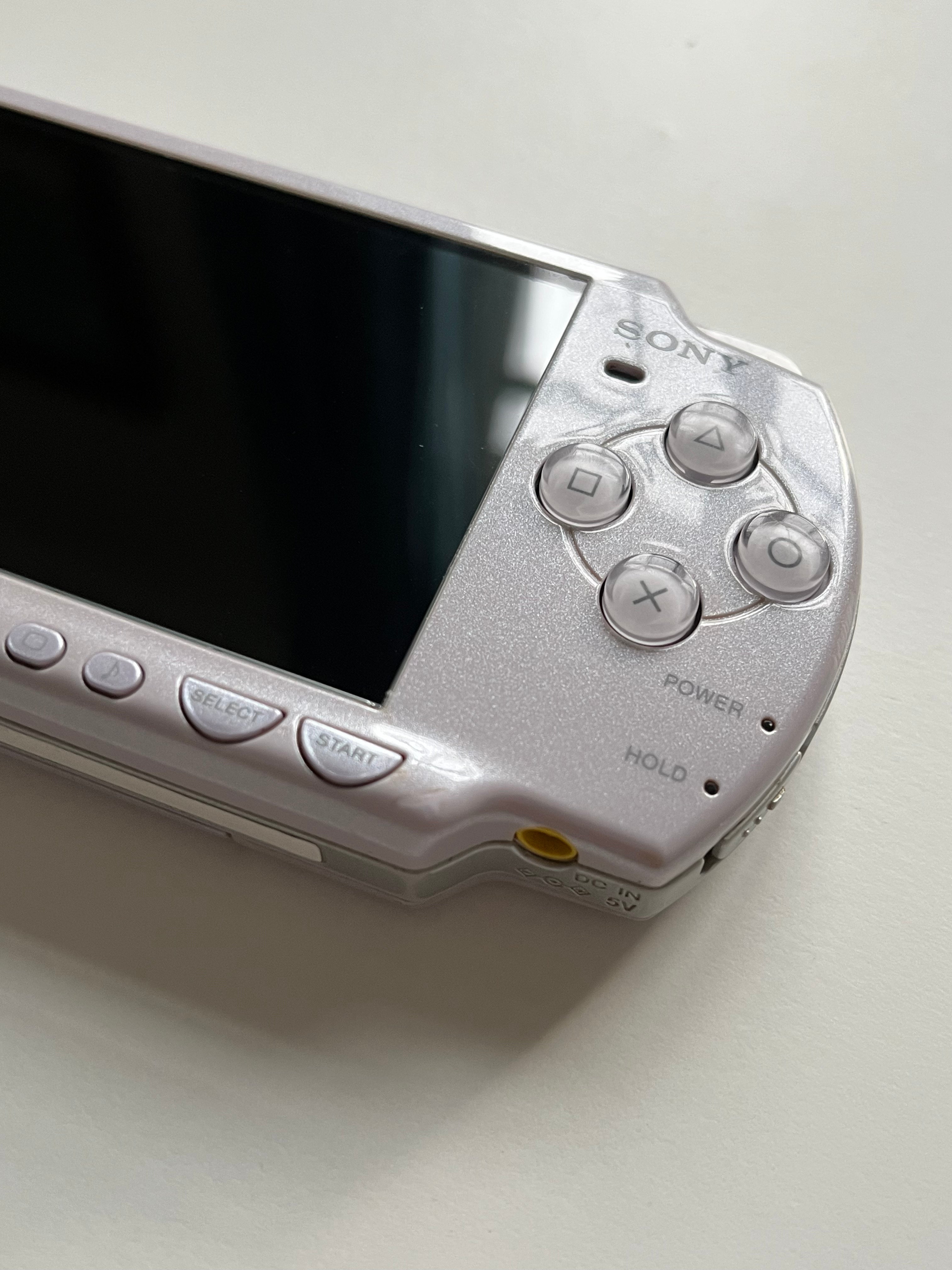 PSP 2000 Lavender Pink