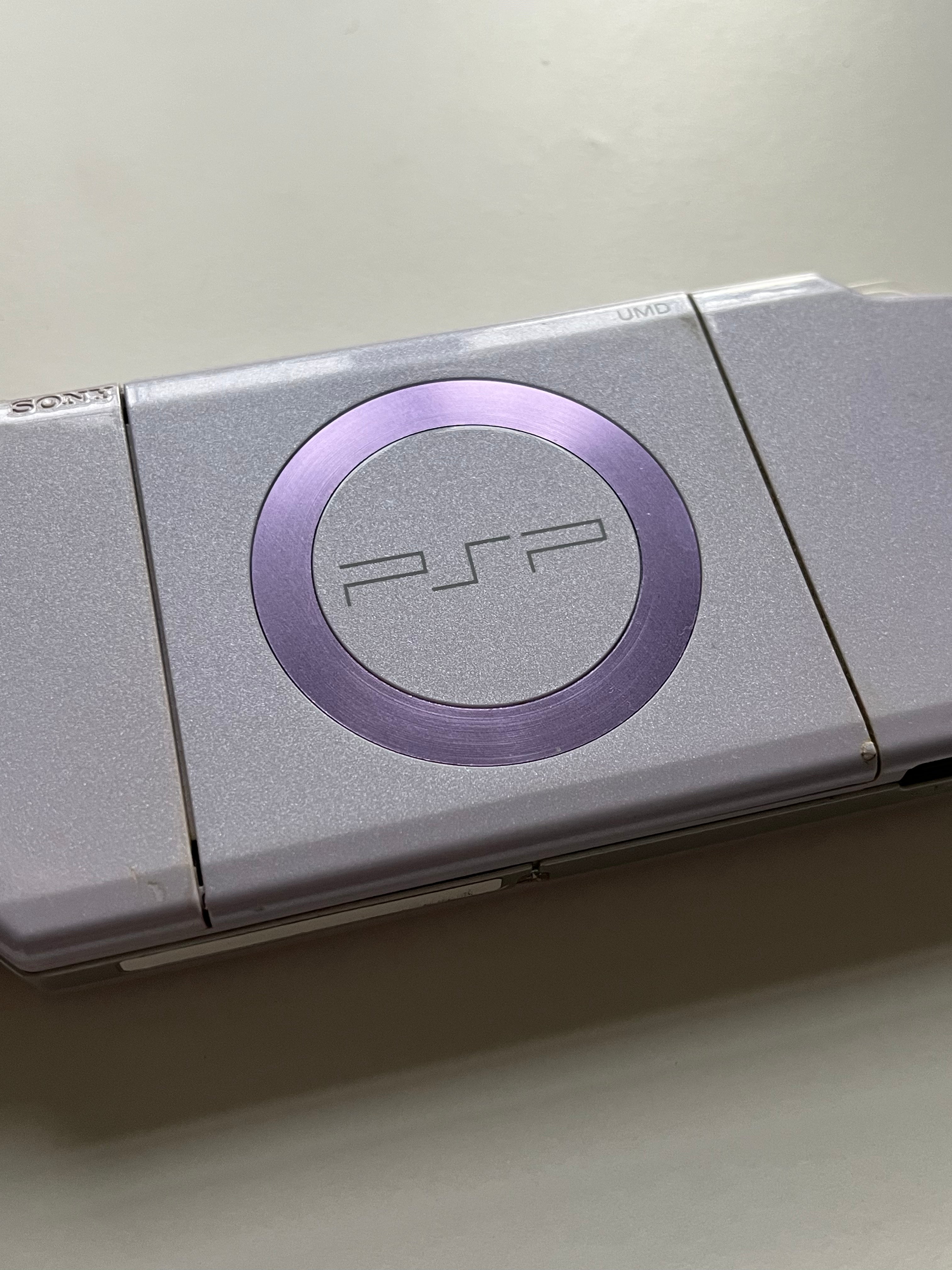 PSP 2000 Lavender Pink