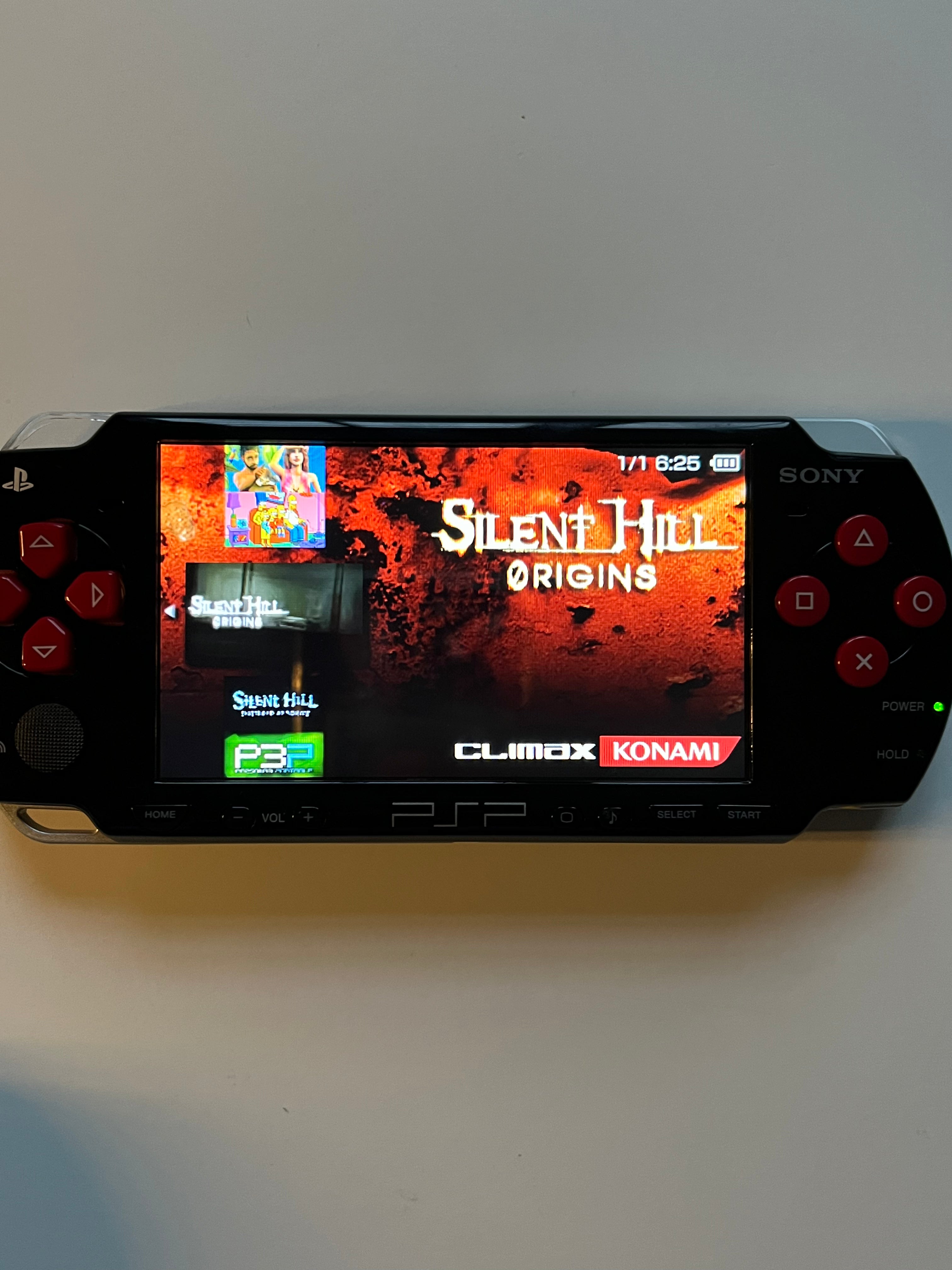 PSP 2000 Black & Red
