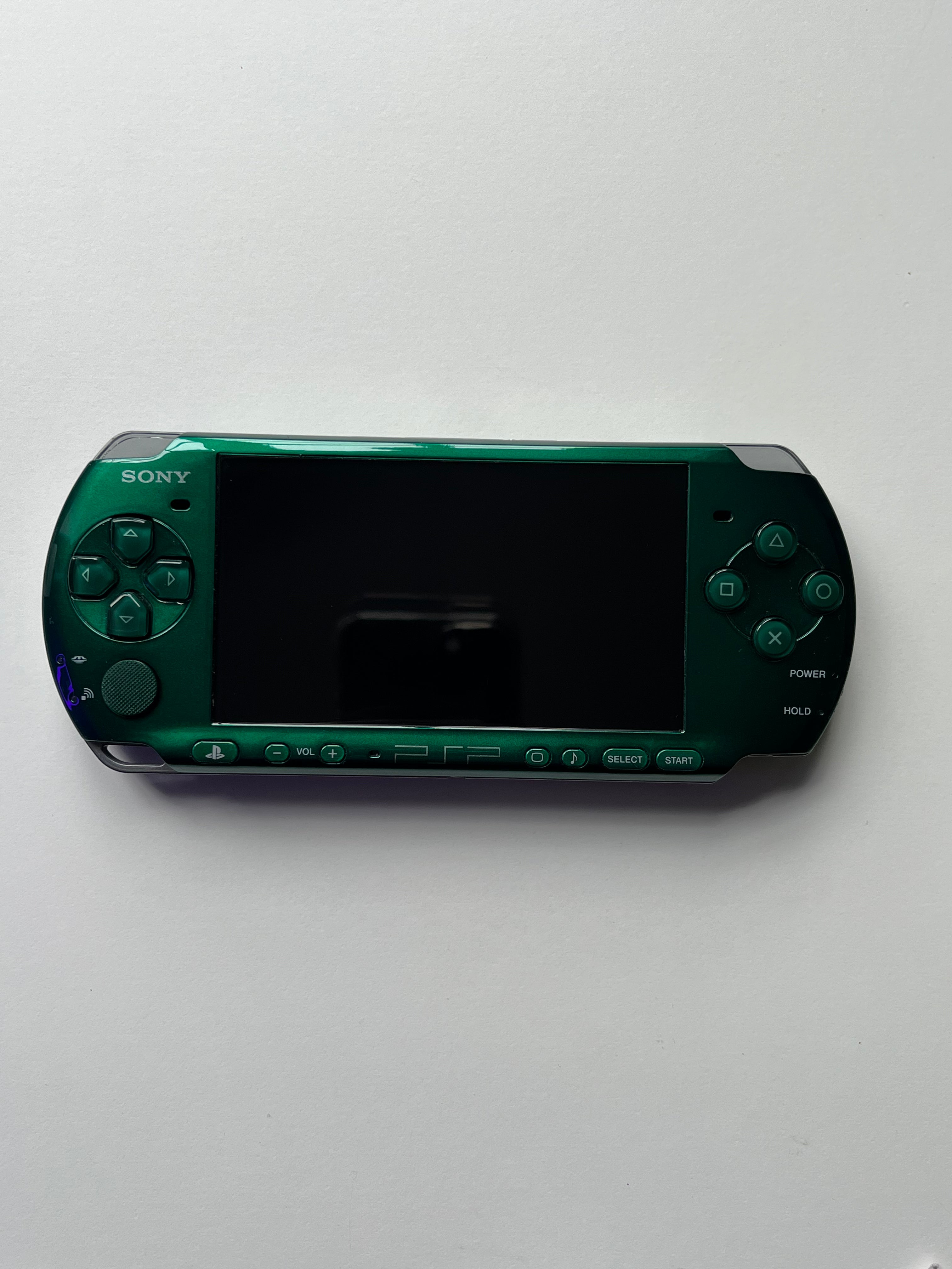 PSP 3000 Spirited Green