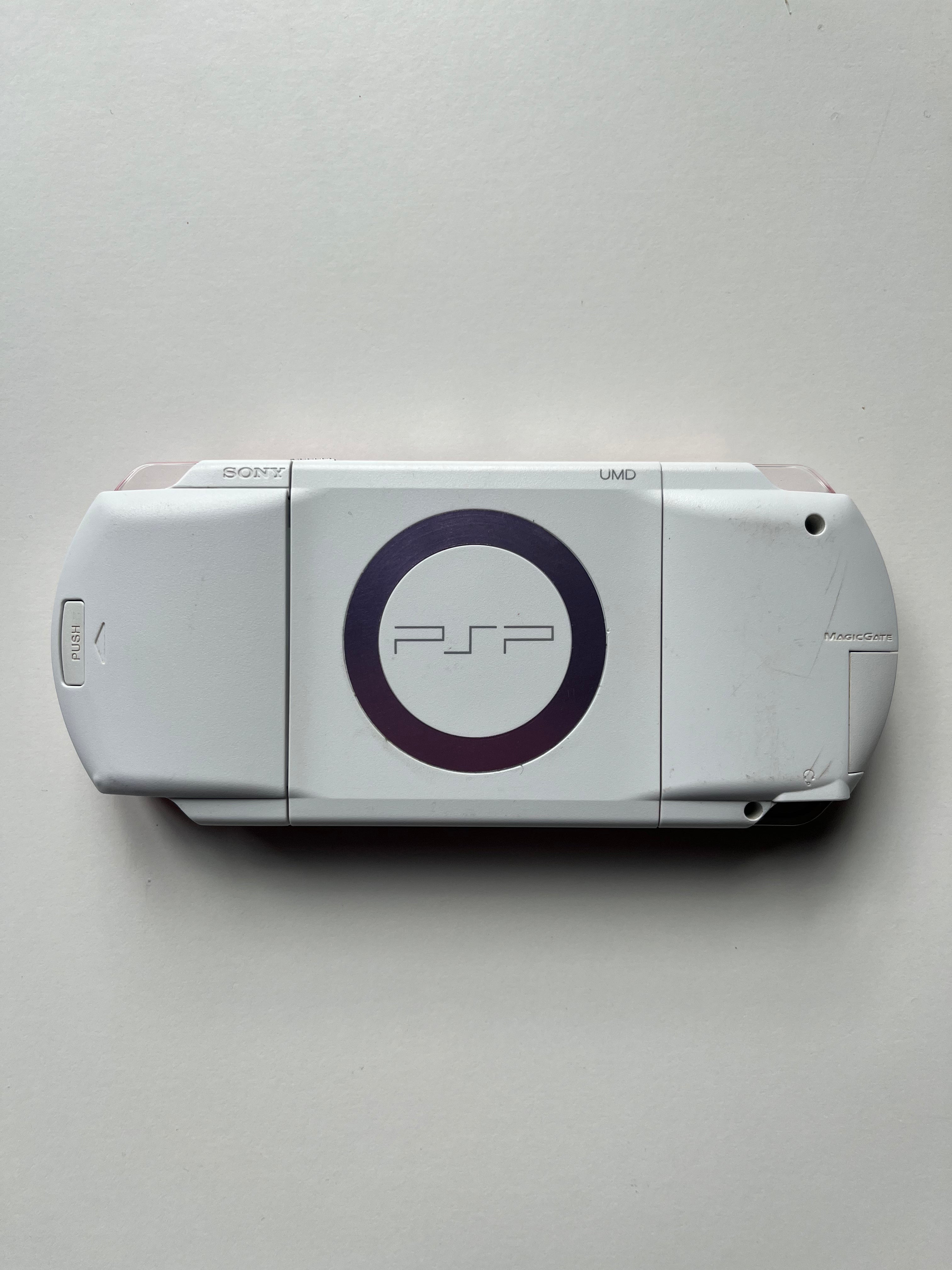 PSP 1000 Transparent Pink - White