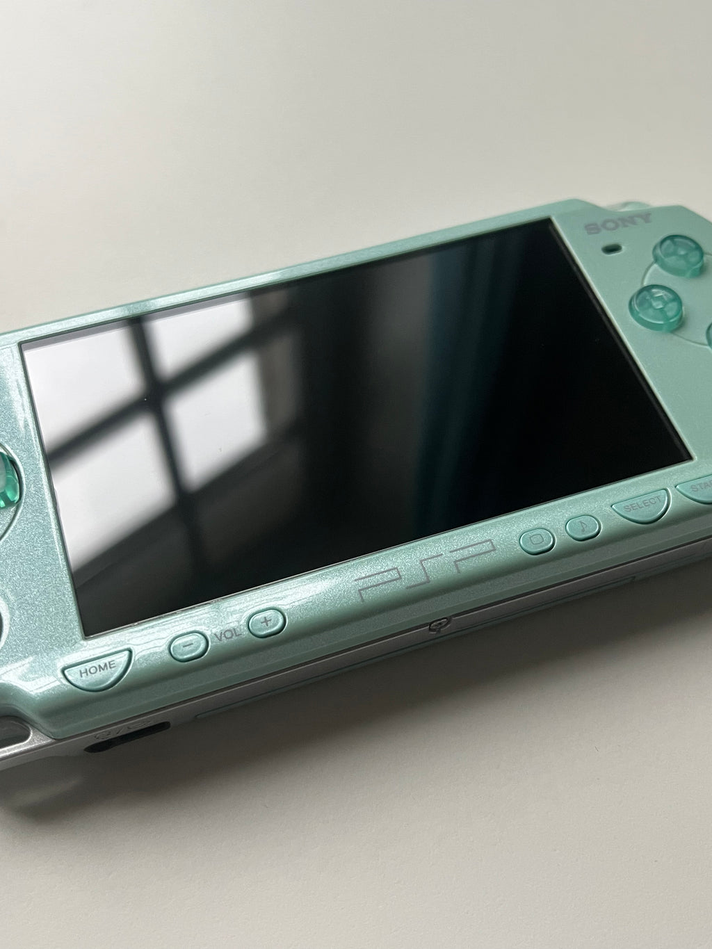 PSP 2000 Mint Green