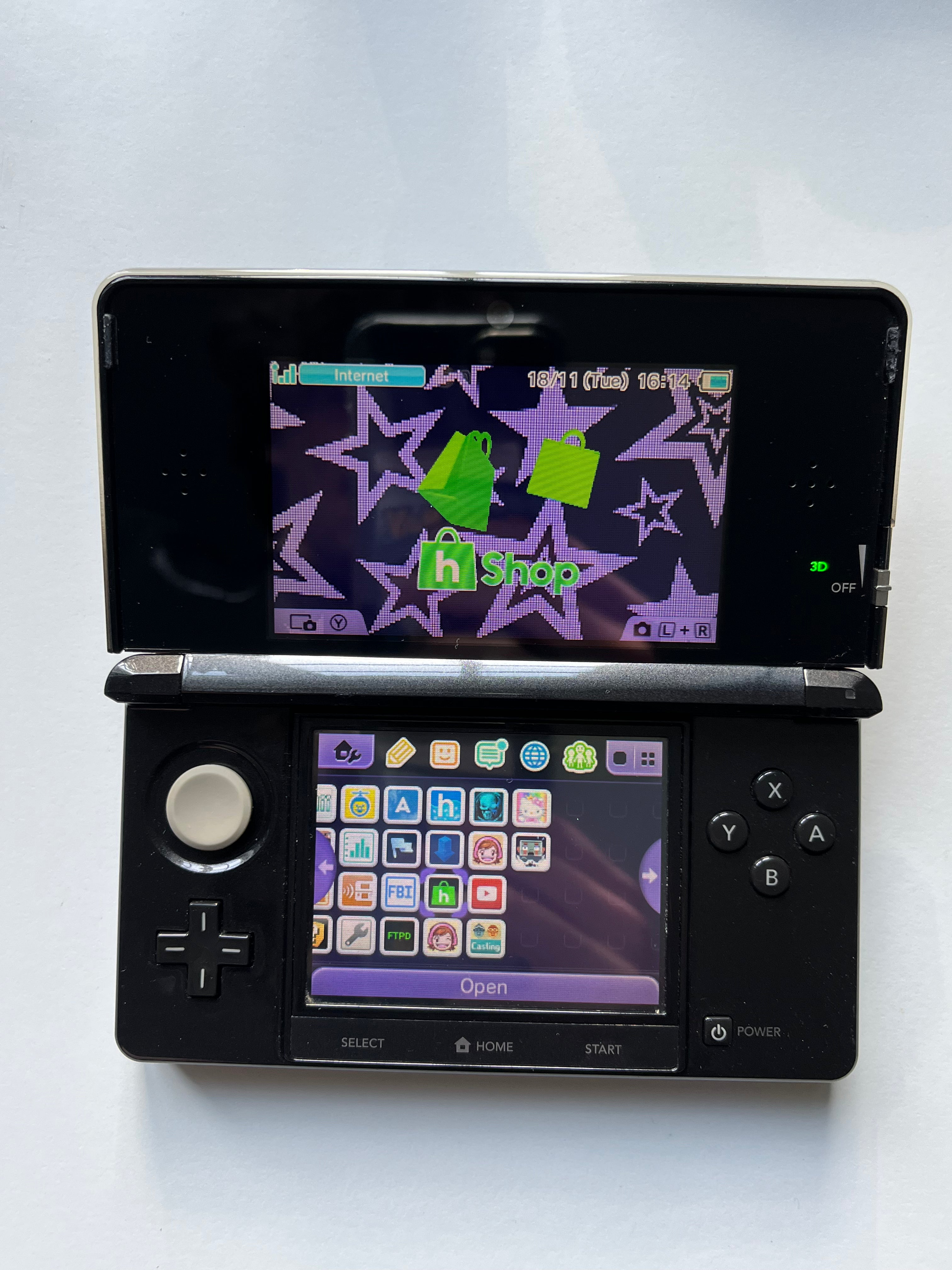 Cosmo Black Nintendo 3DS