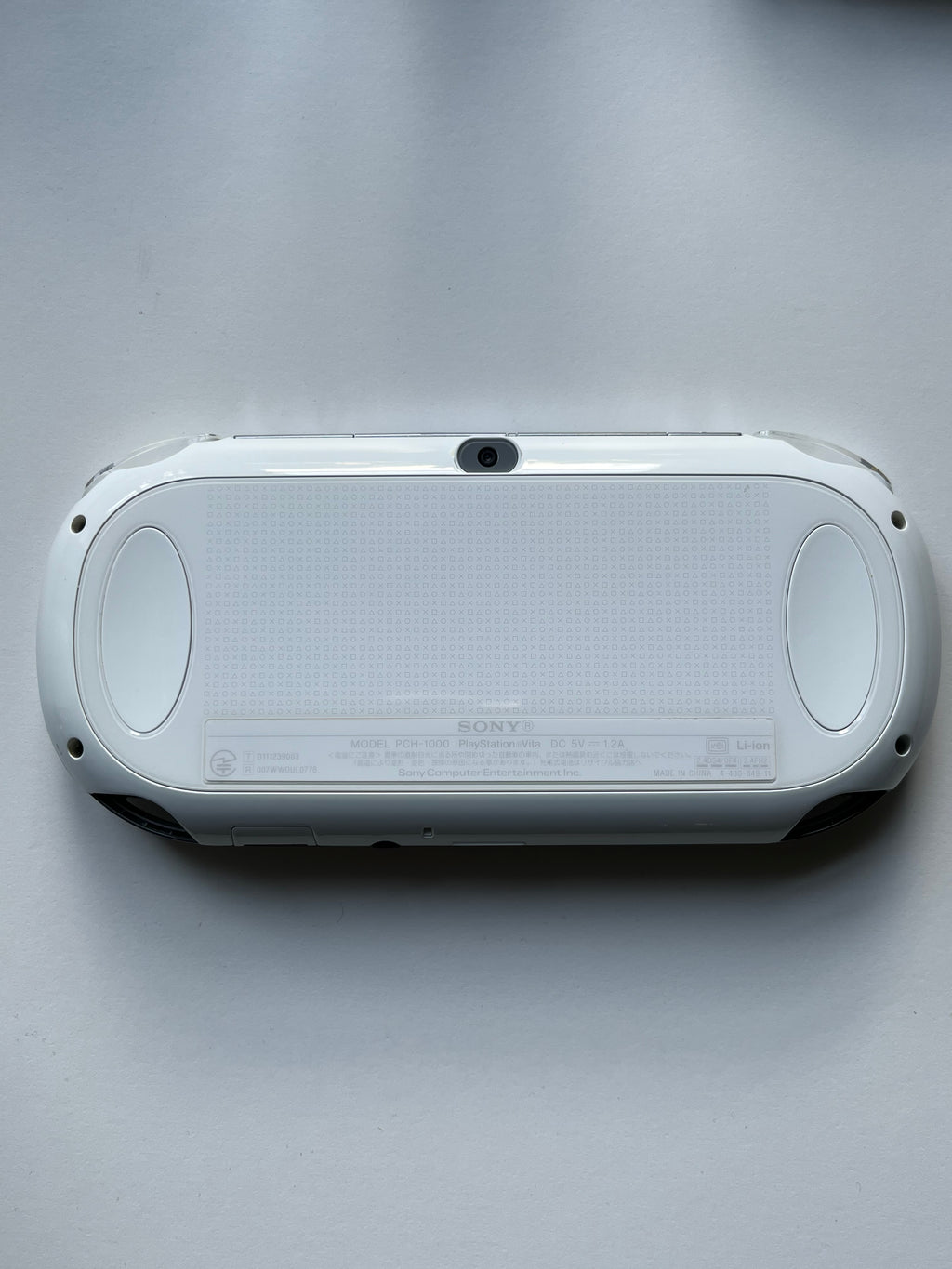 PSVITA 1000 Chrystal White