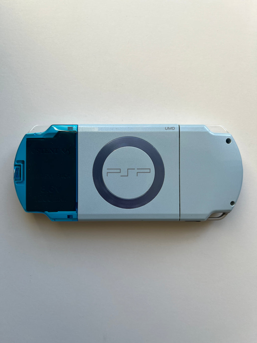 PSP 2000 - Felicia Blue