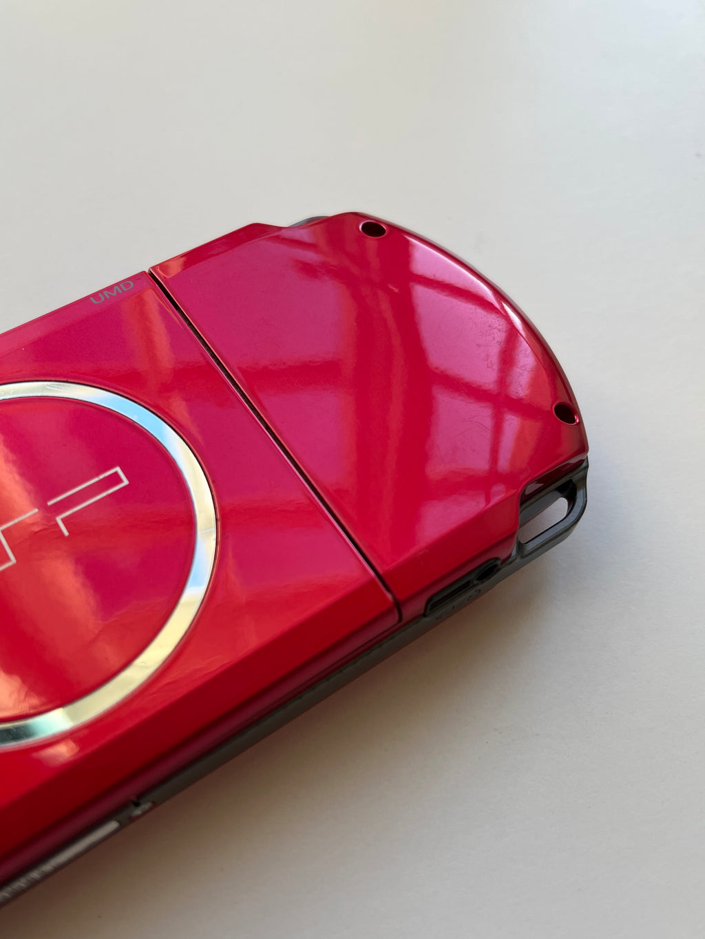 PSP 3000 - Radiant Red