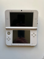 White Nintendo 3DS LL (XL)
