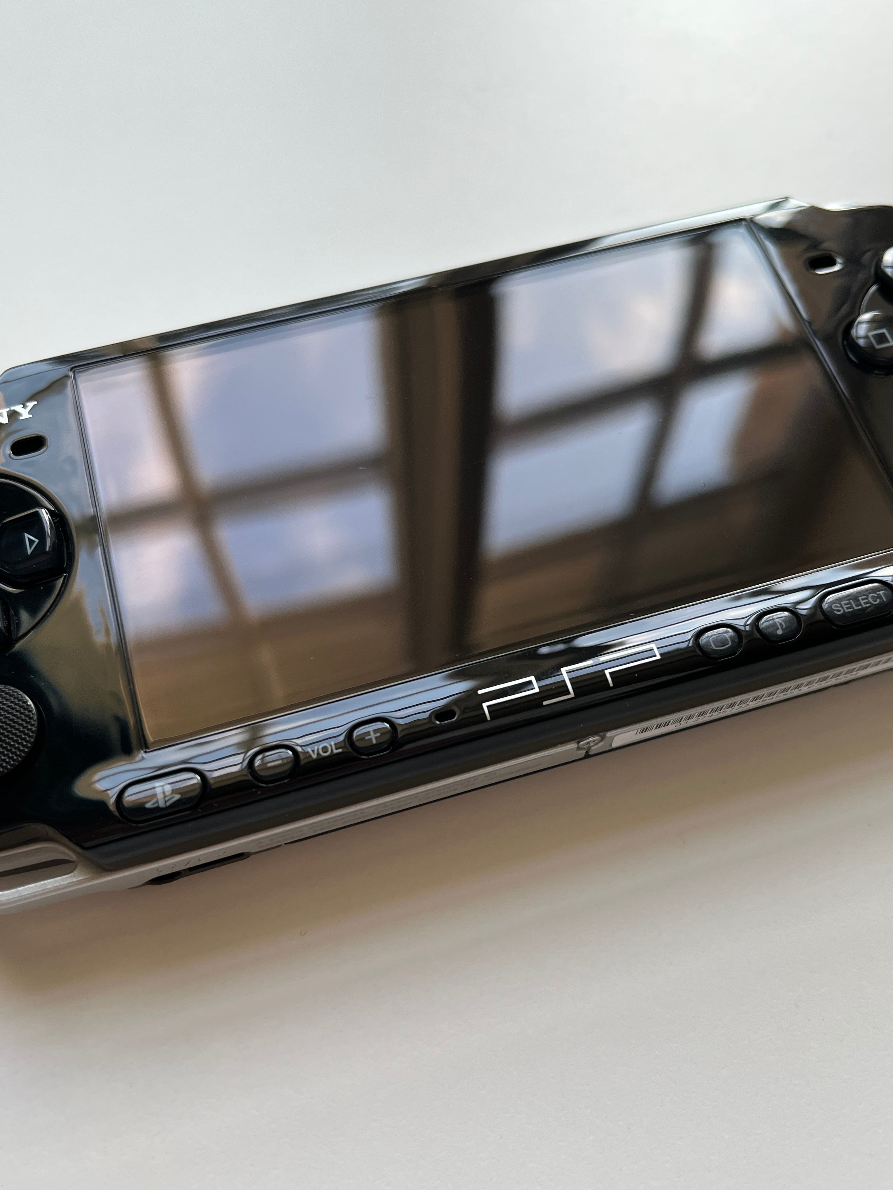 PSP 3000 - Piano Black (With Box)