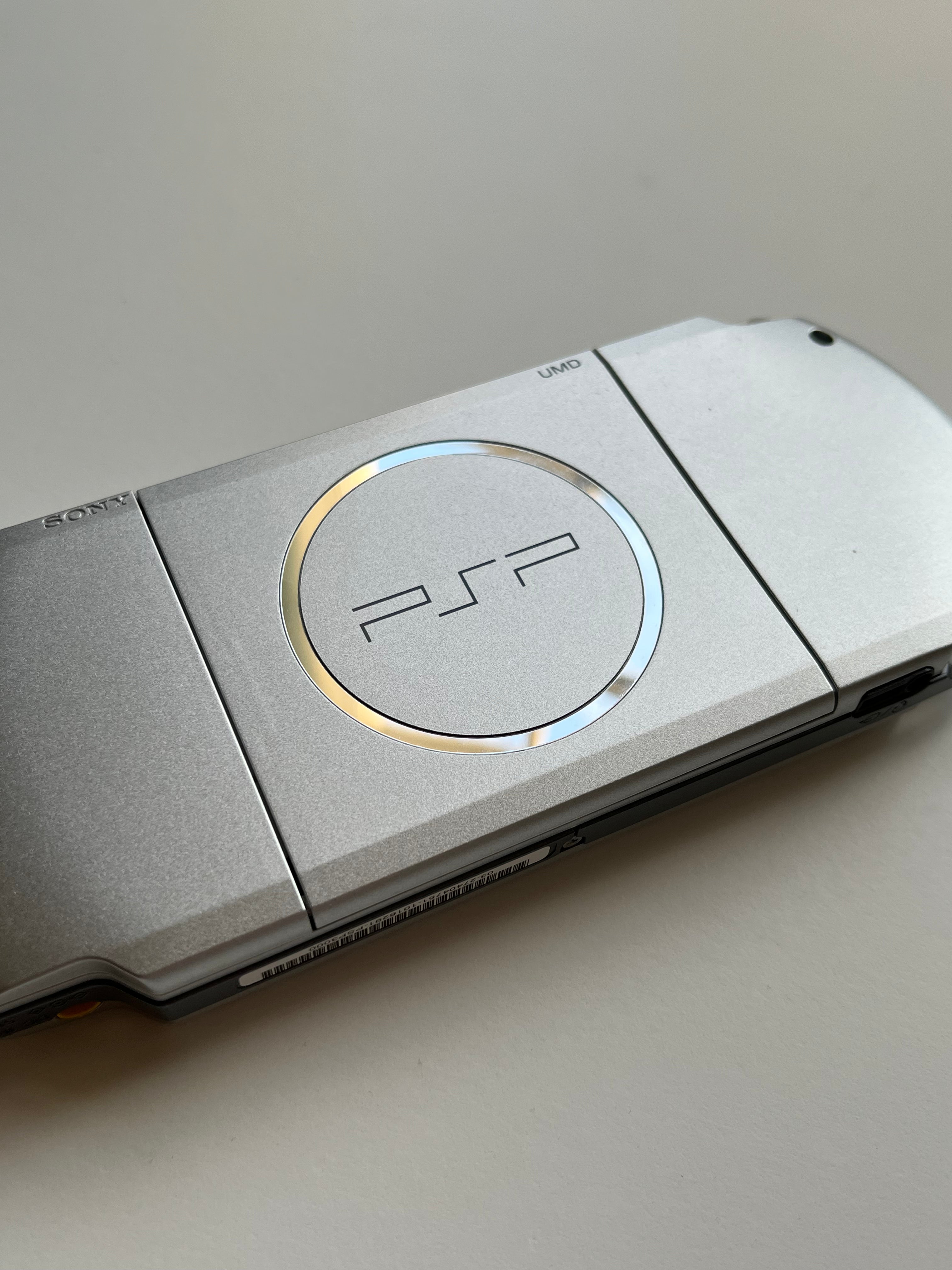 PSP 3000 - Mystic Silver