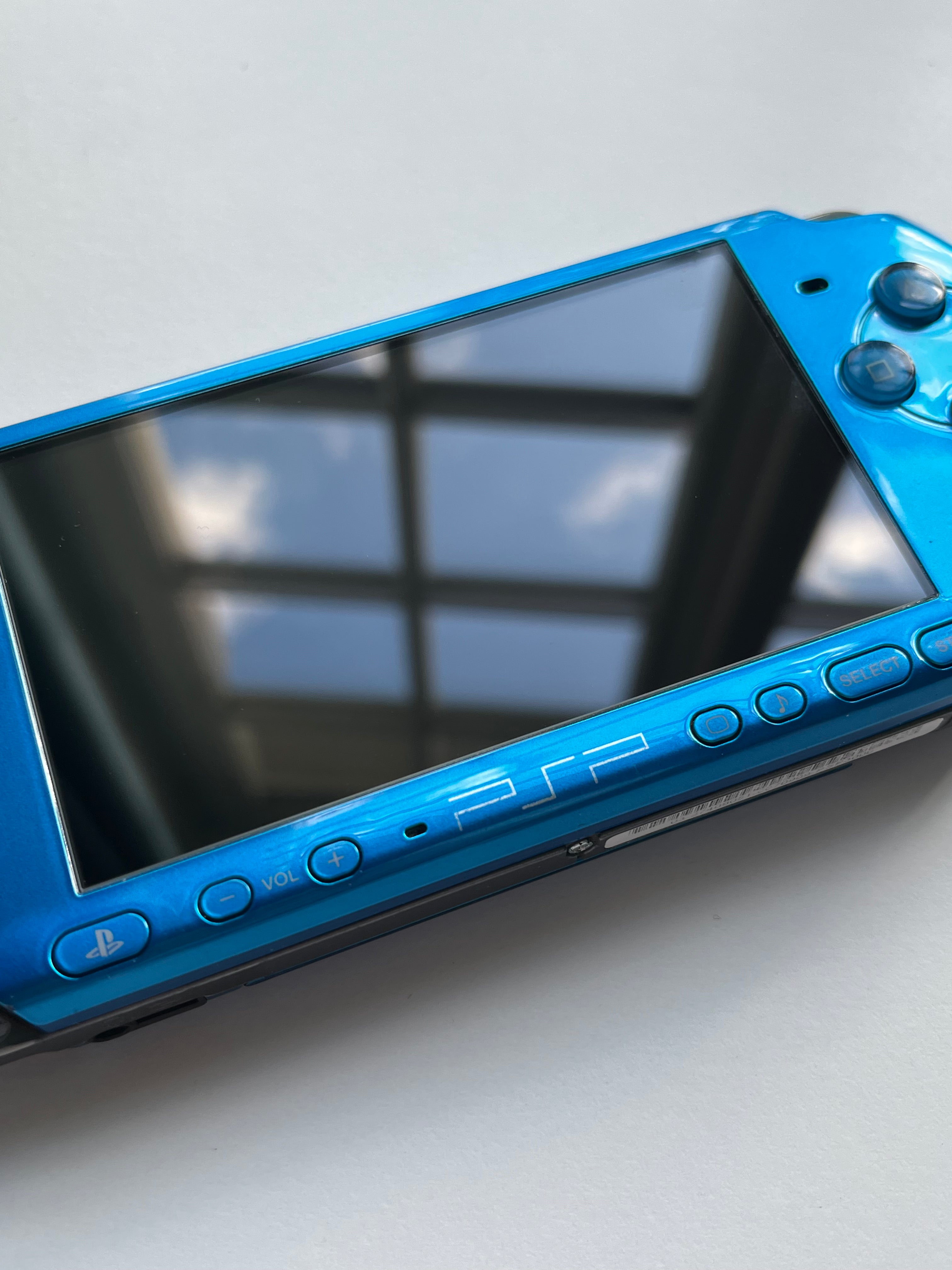 PSP 3000 - Vibrant Blue