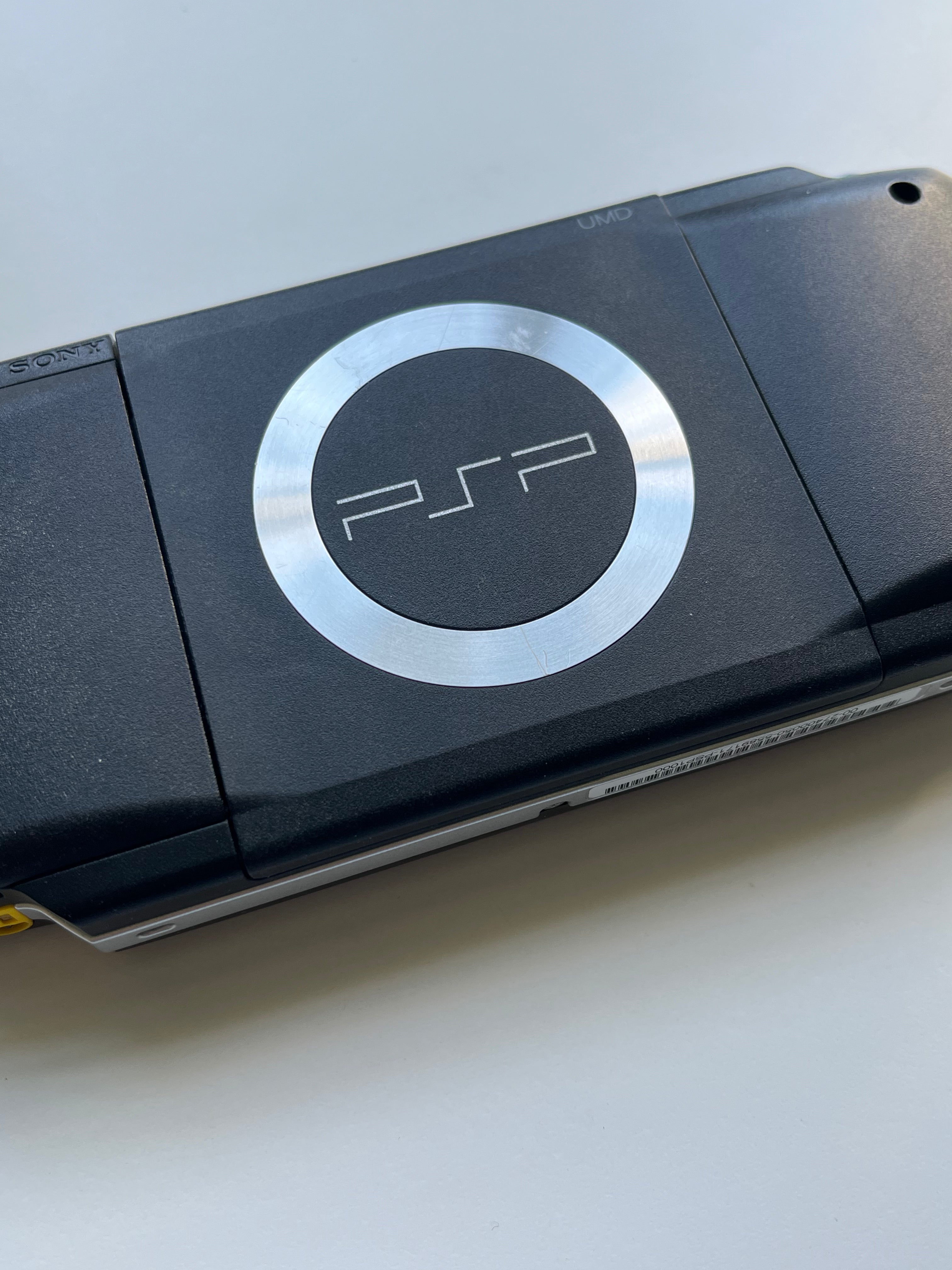 PSP 1000 - Piano Black (With Box)