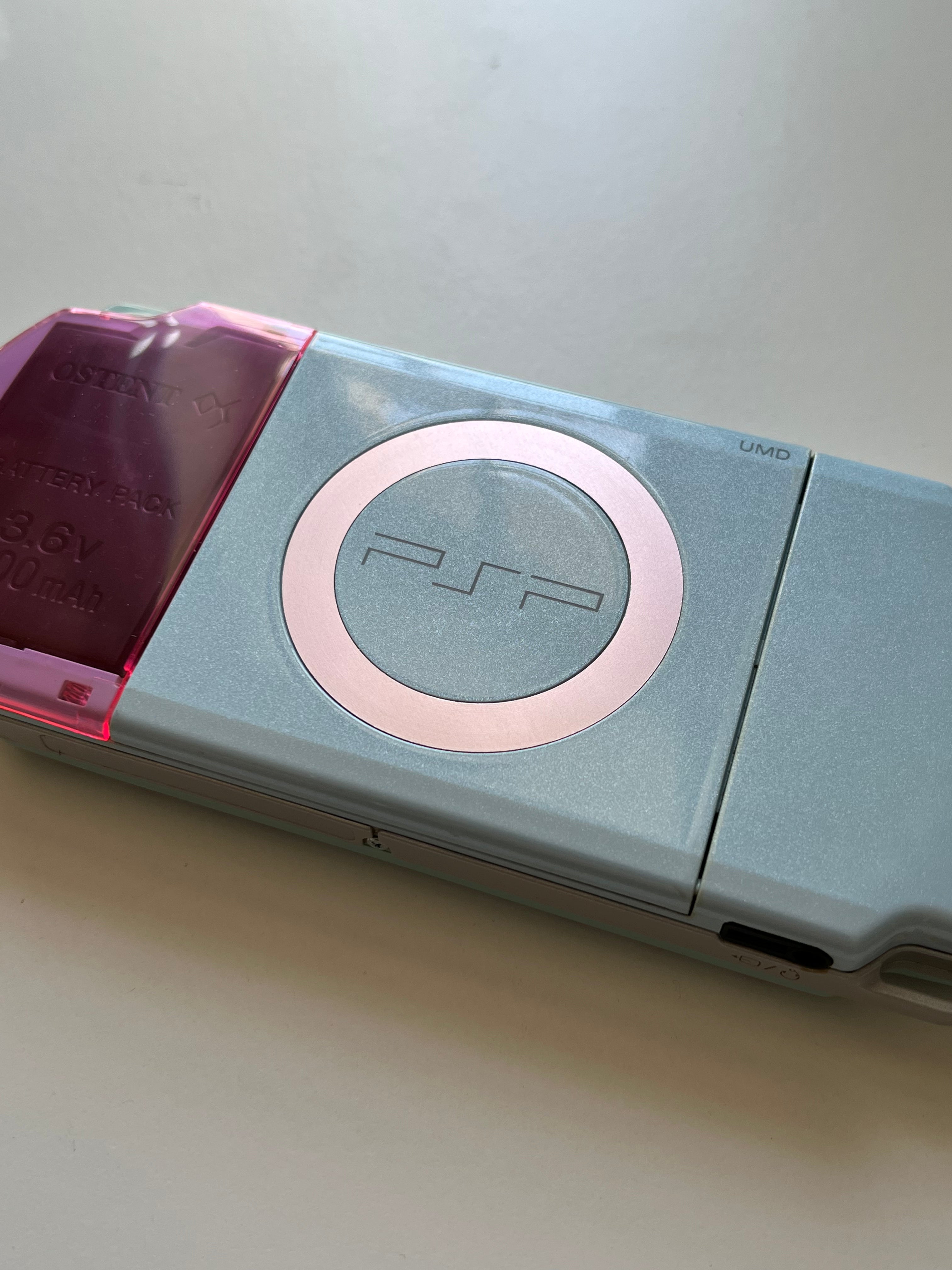 PSP 2000 - Mint Green / Felicia Blue